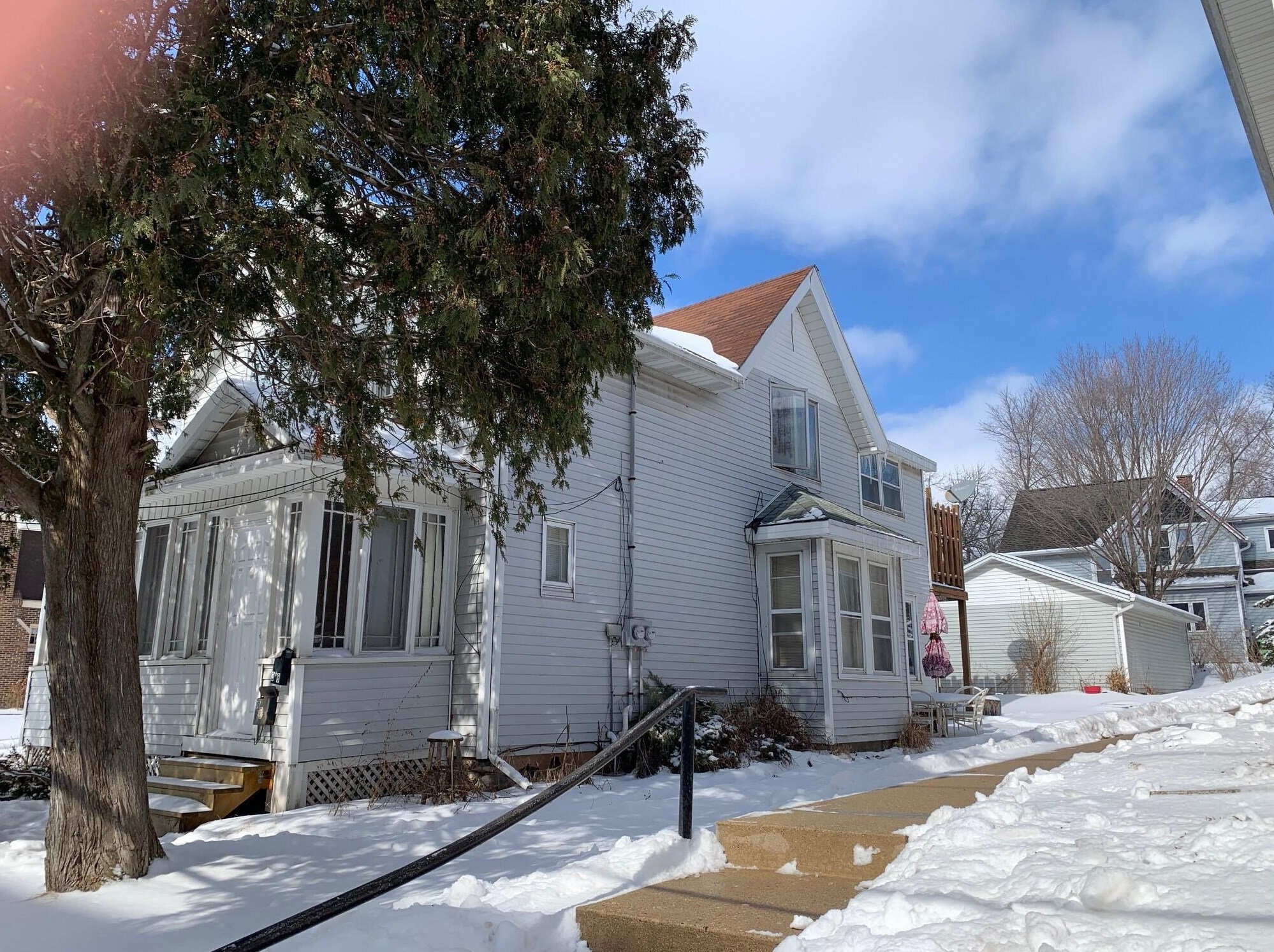 38 State St, Hartford WI  53027-1148 exterior