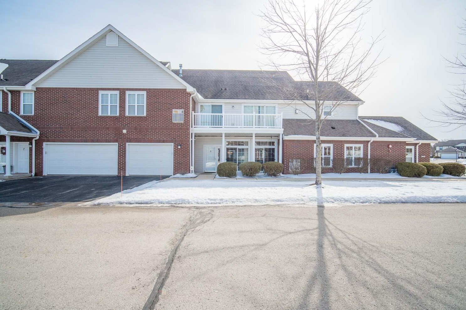 12201 W Virginia Cir #4, Hales Corners, WI 53132