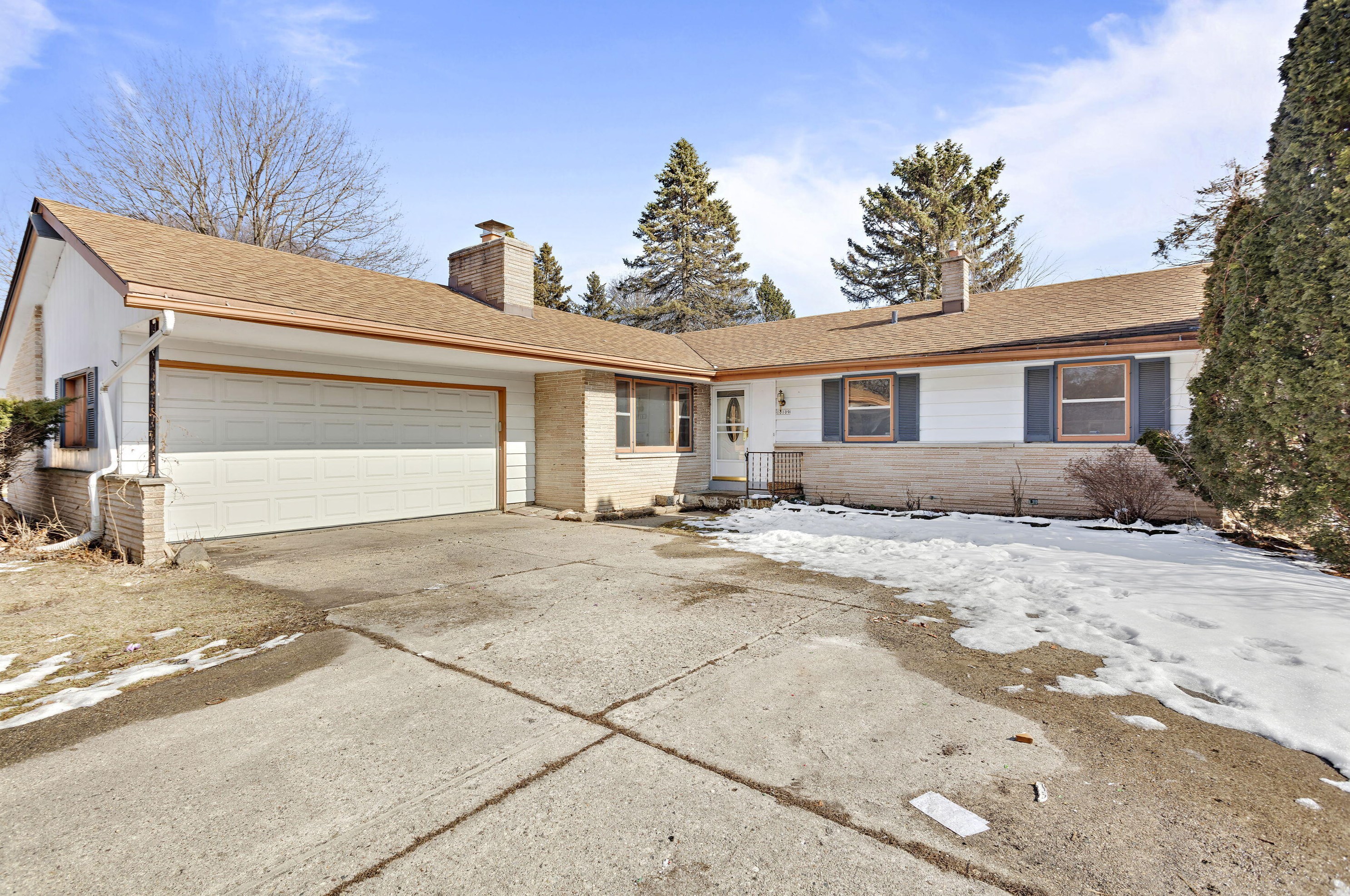 10109 W Tower Ave, Milwaukee, WI 53224