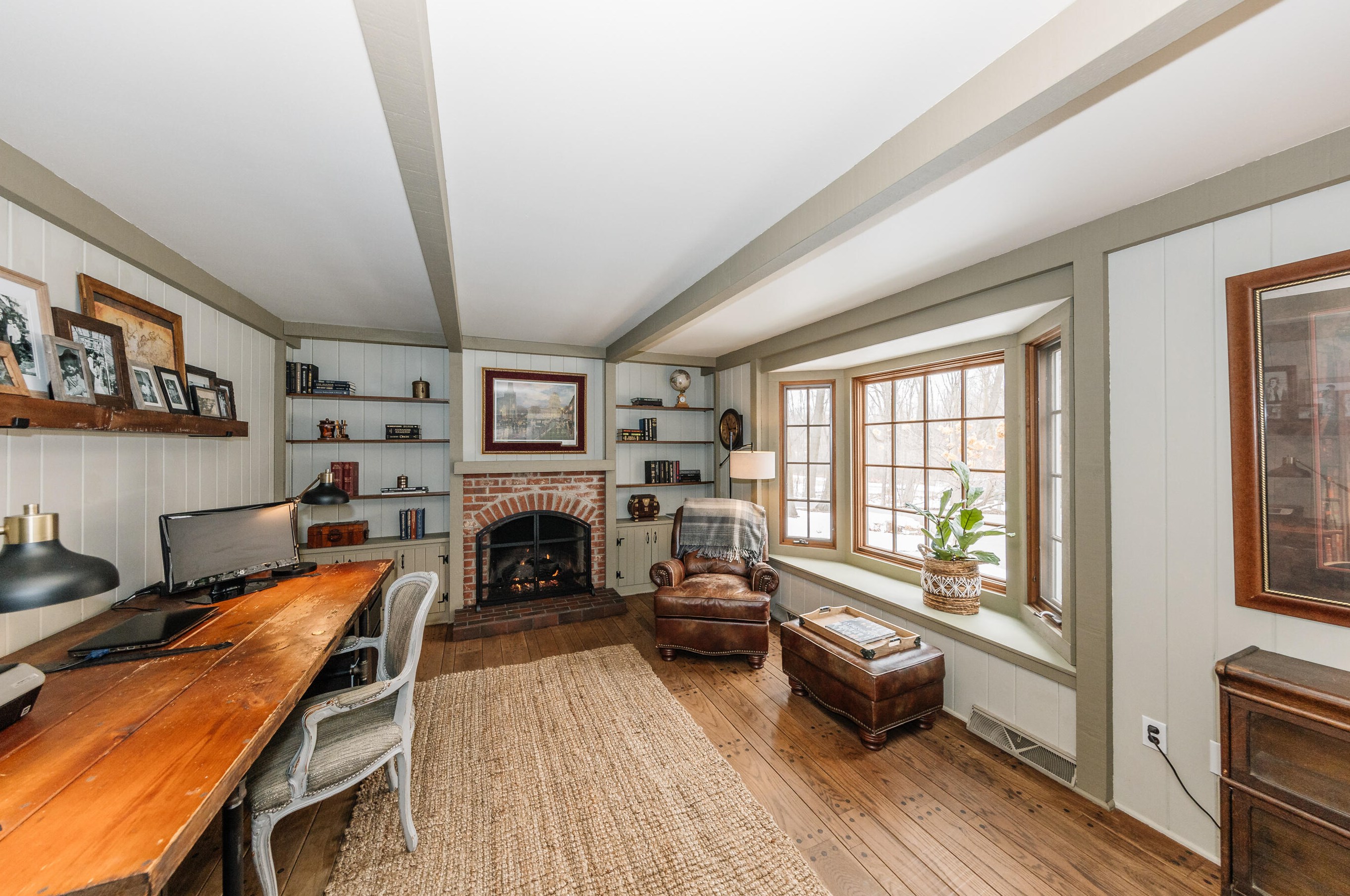 205 Indian Ridge Dr, Brookfield, WI 53005-6408