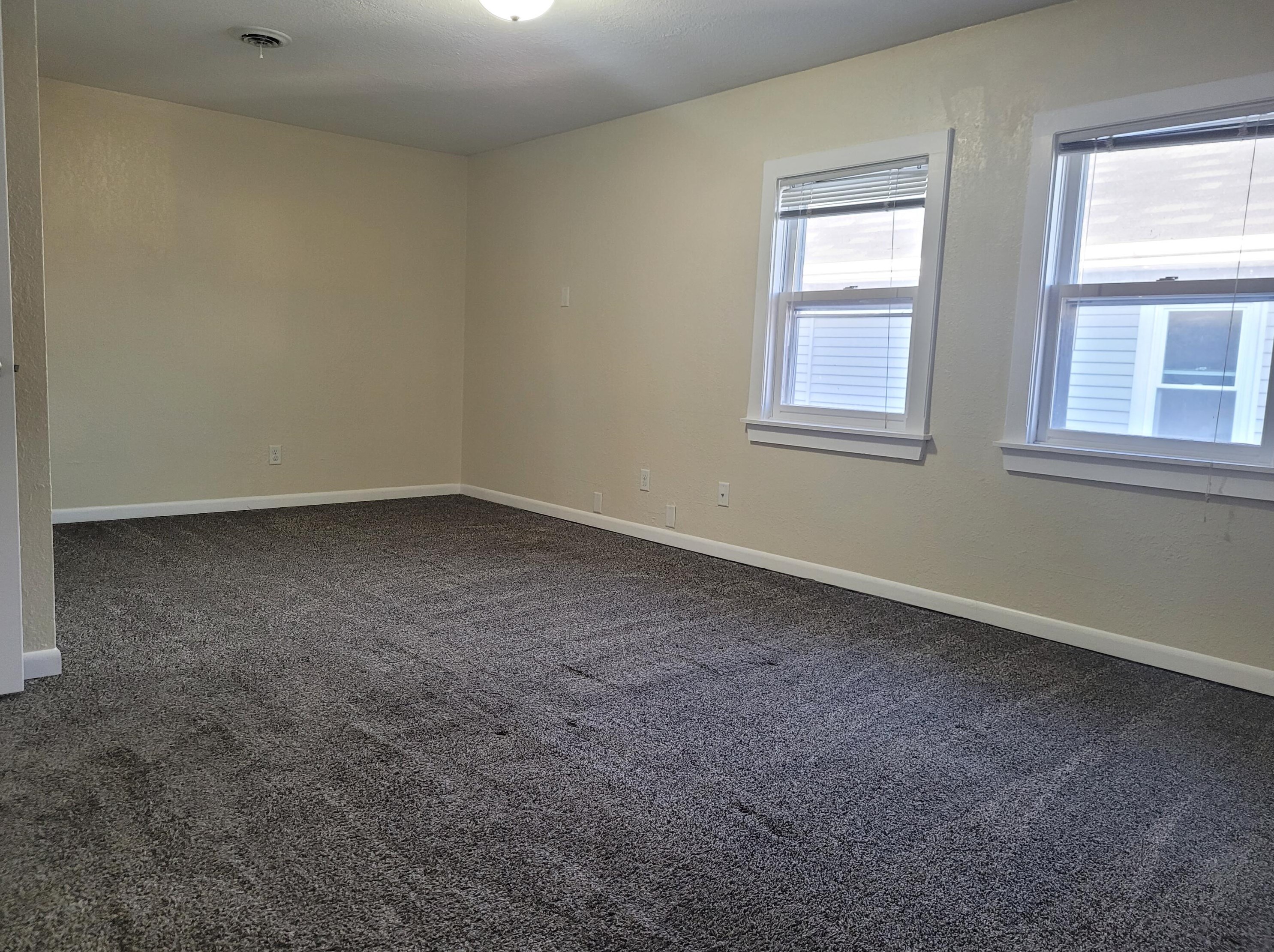 2122 Carmel Ave, Racine WI  53405-2630 exterior