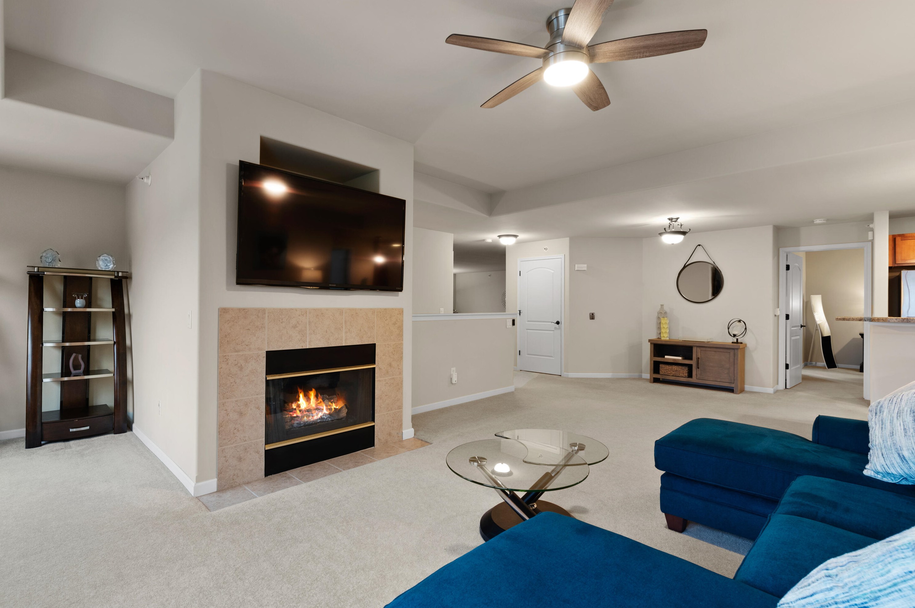 8605 S Deerwood Ln #8605, Hales Corners, WI 53132