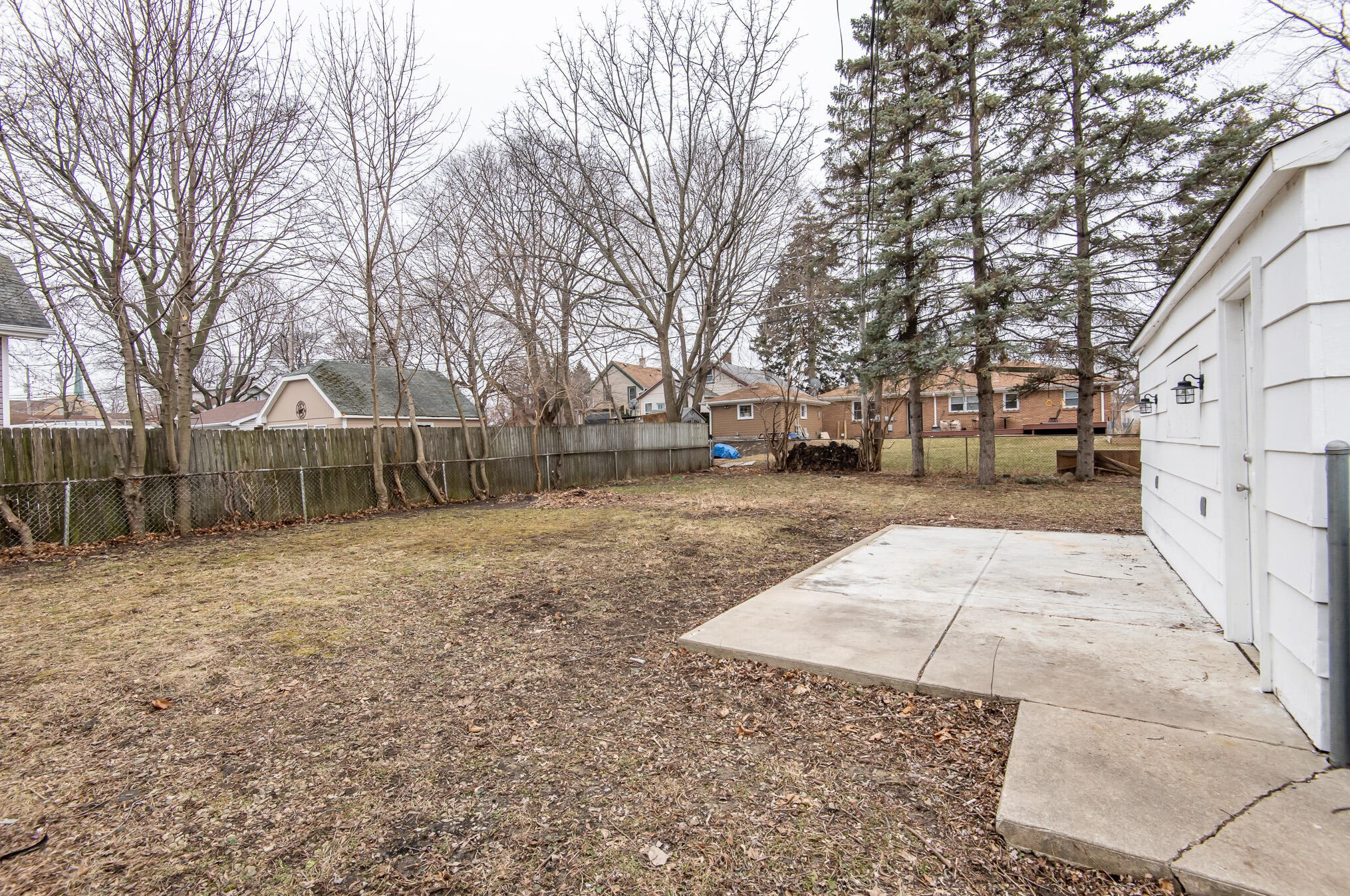 2036 Carlisle Ave, Racine WI  53404-2110 exterior