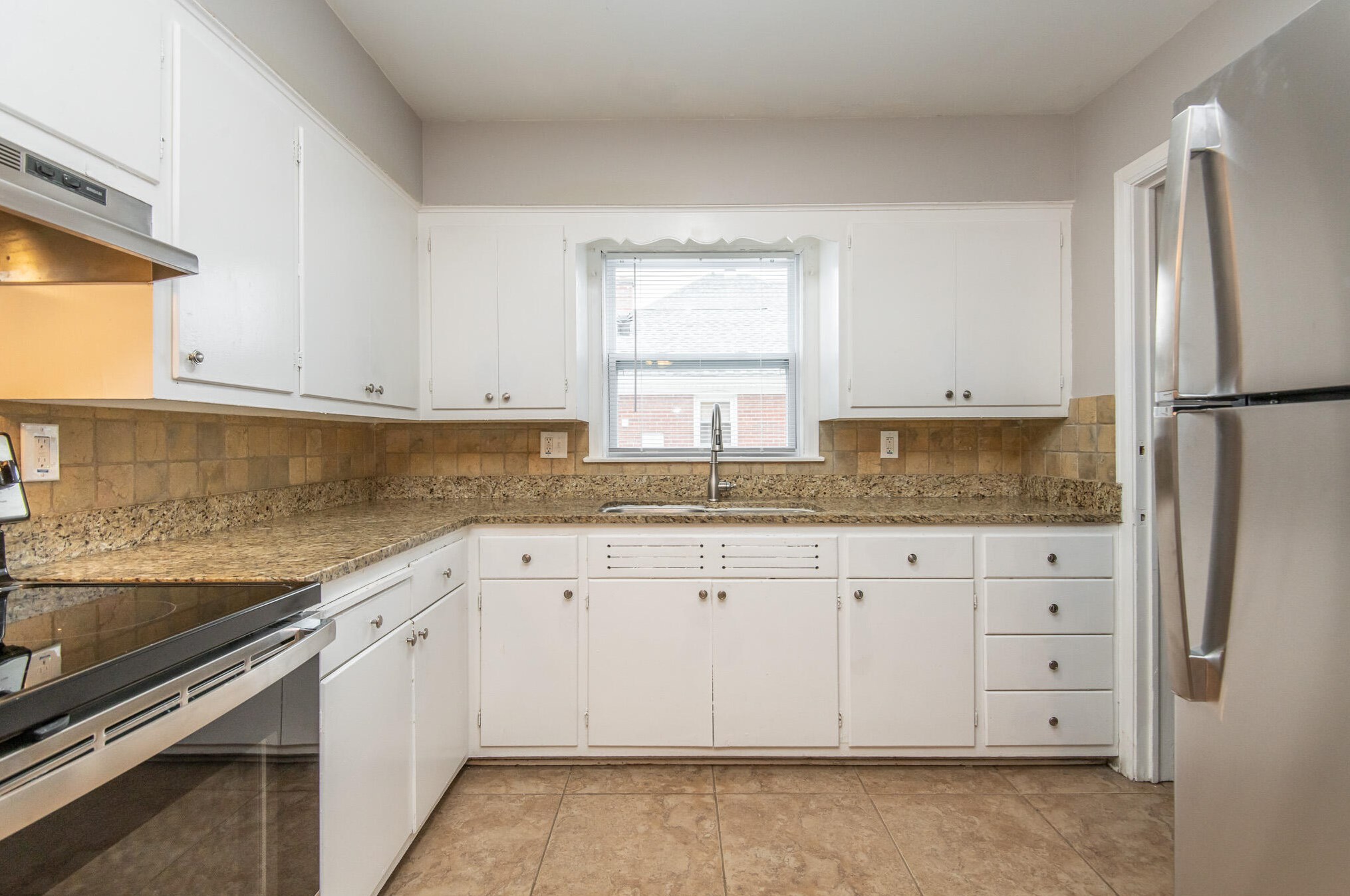 2036 Carlisle Ave, Racine WI  53404-2110 exterior