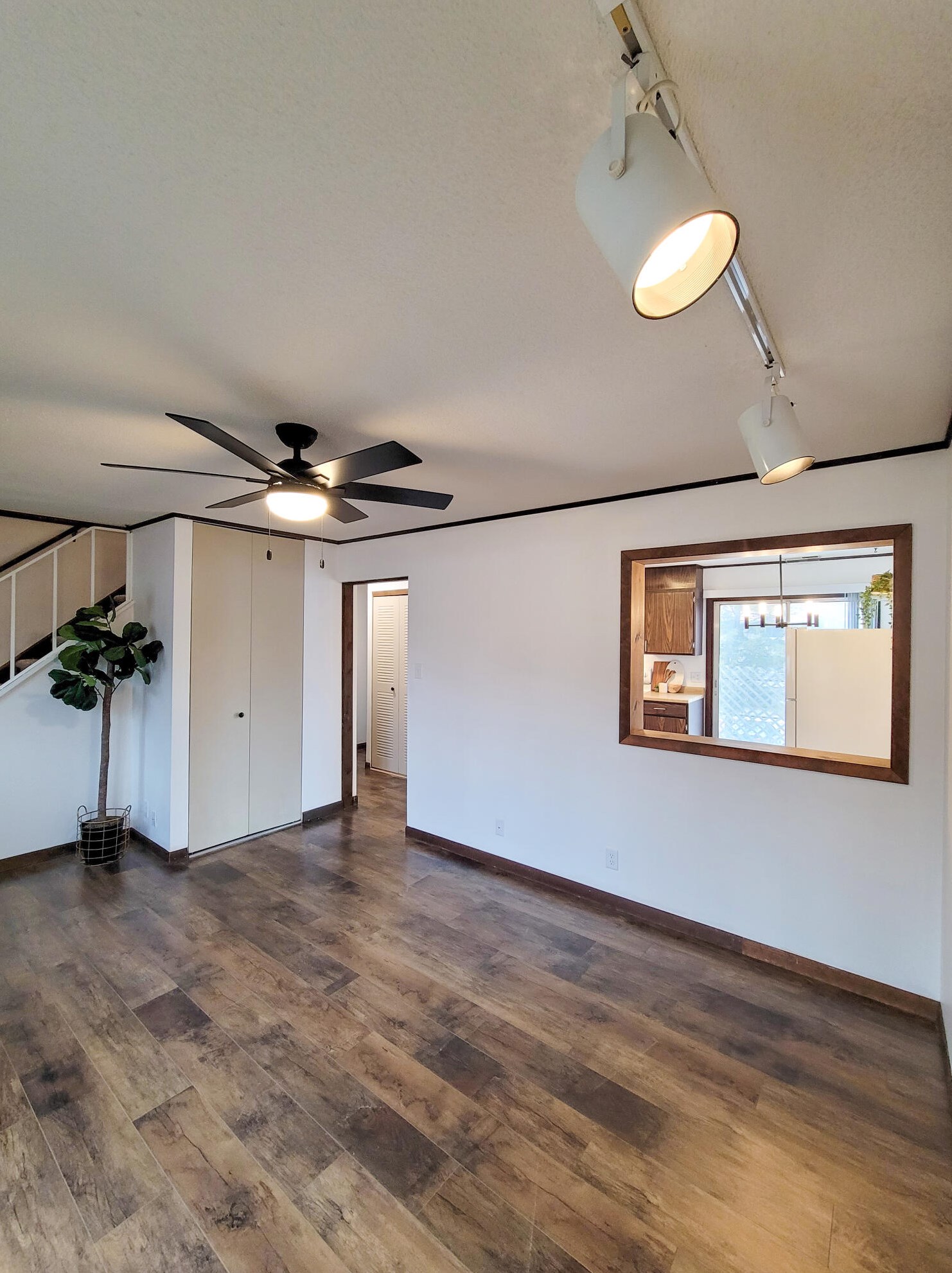 118 Lake Crest Dr #5, Beaver Dam, WI 53916