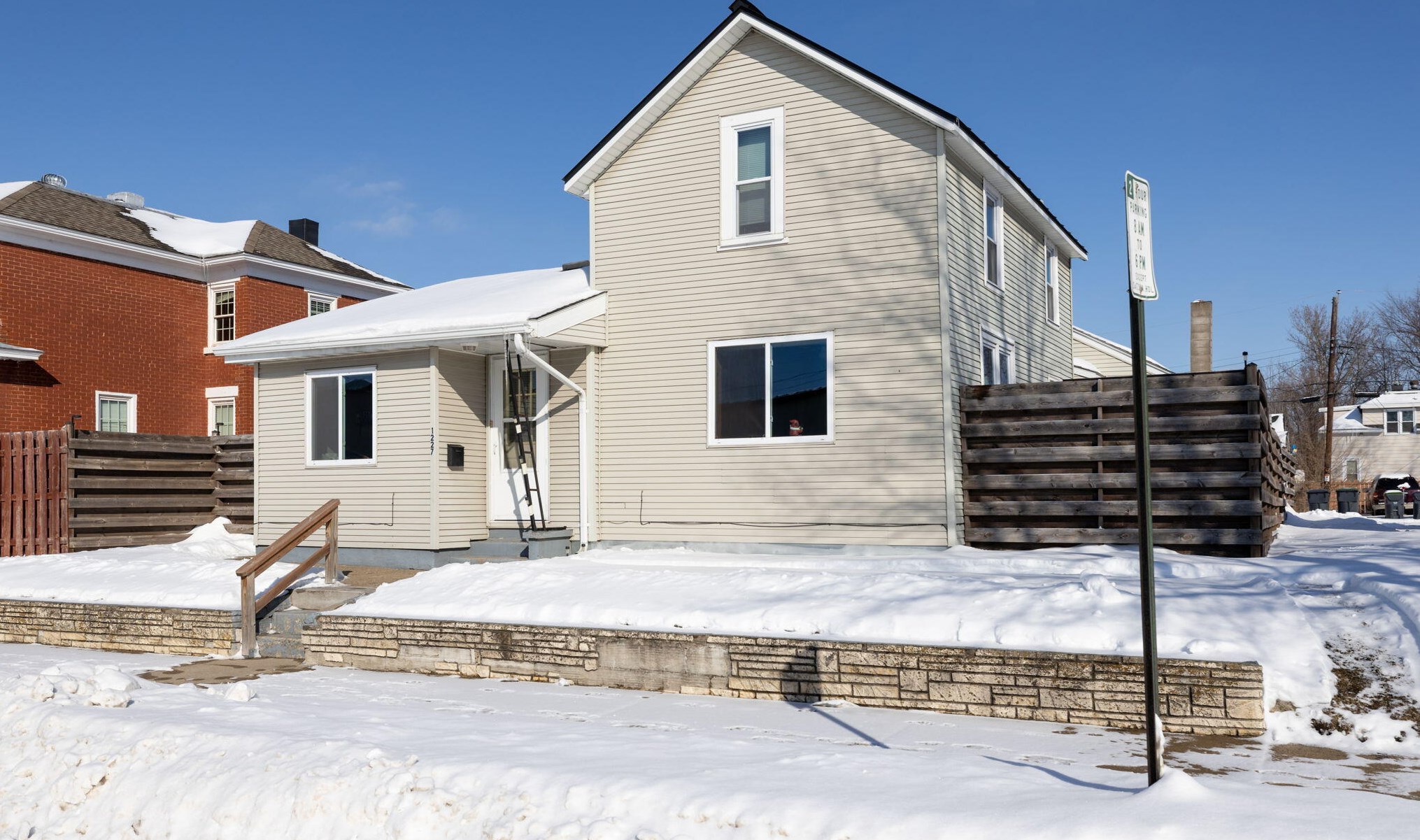 1227 Green Bay St #1225, La Crosse, WI 54601