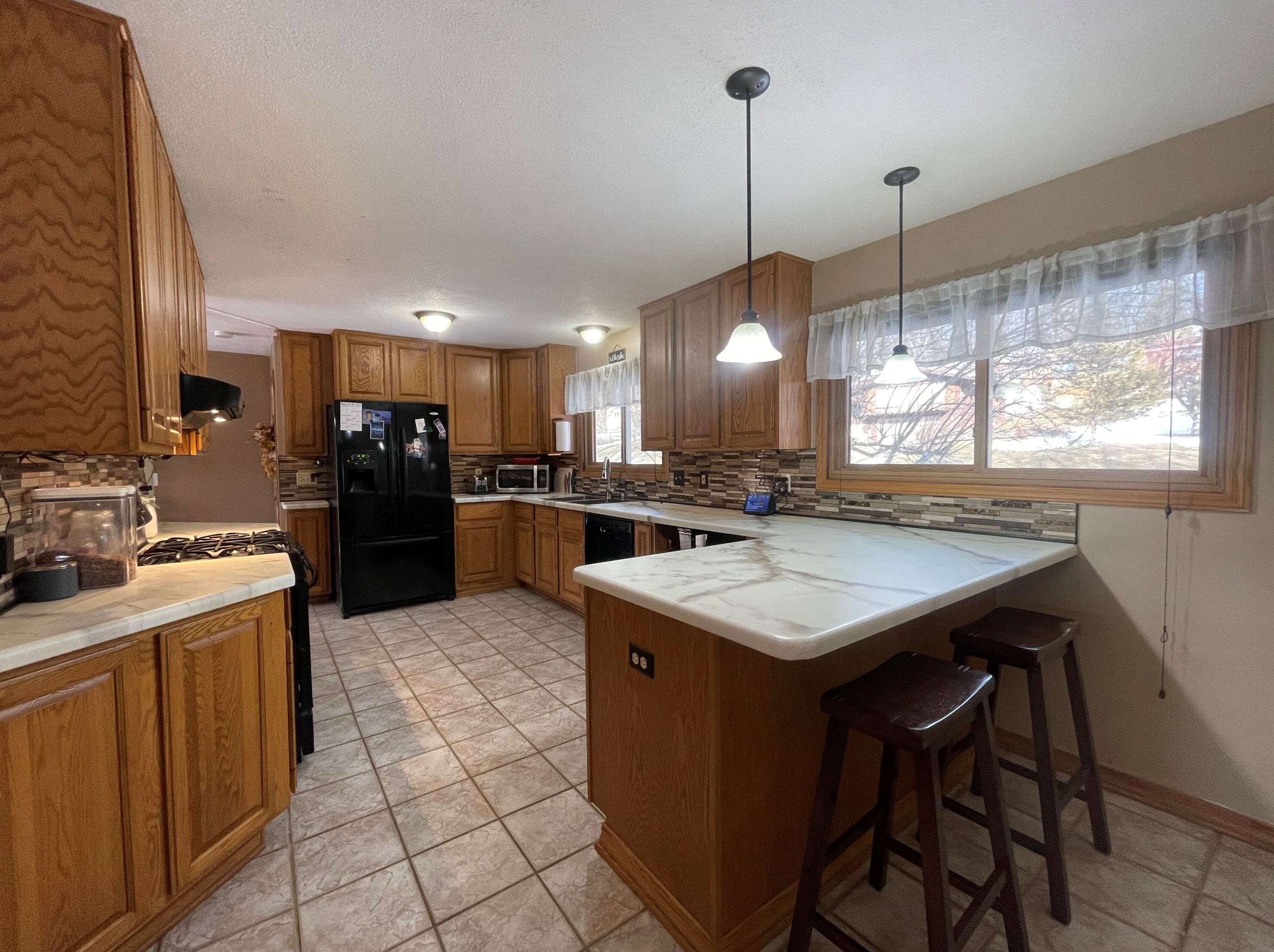 709 Riverview Ave, La Crescent, MN 55947