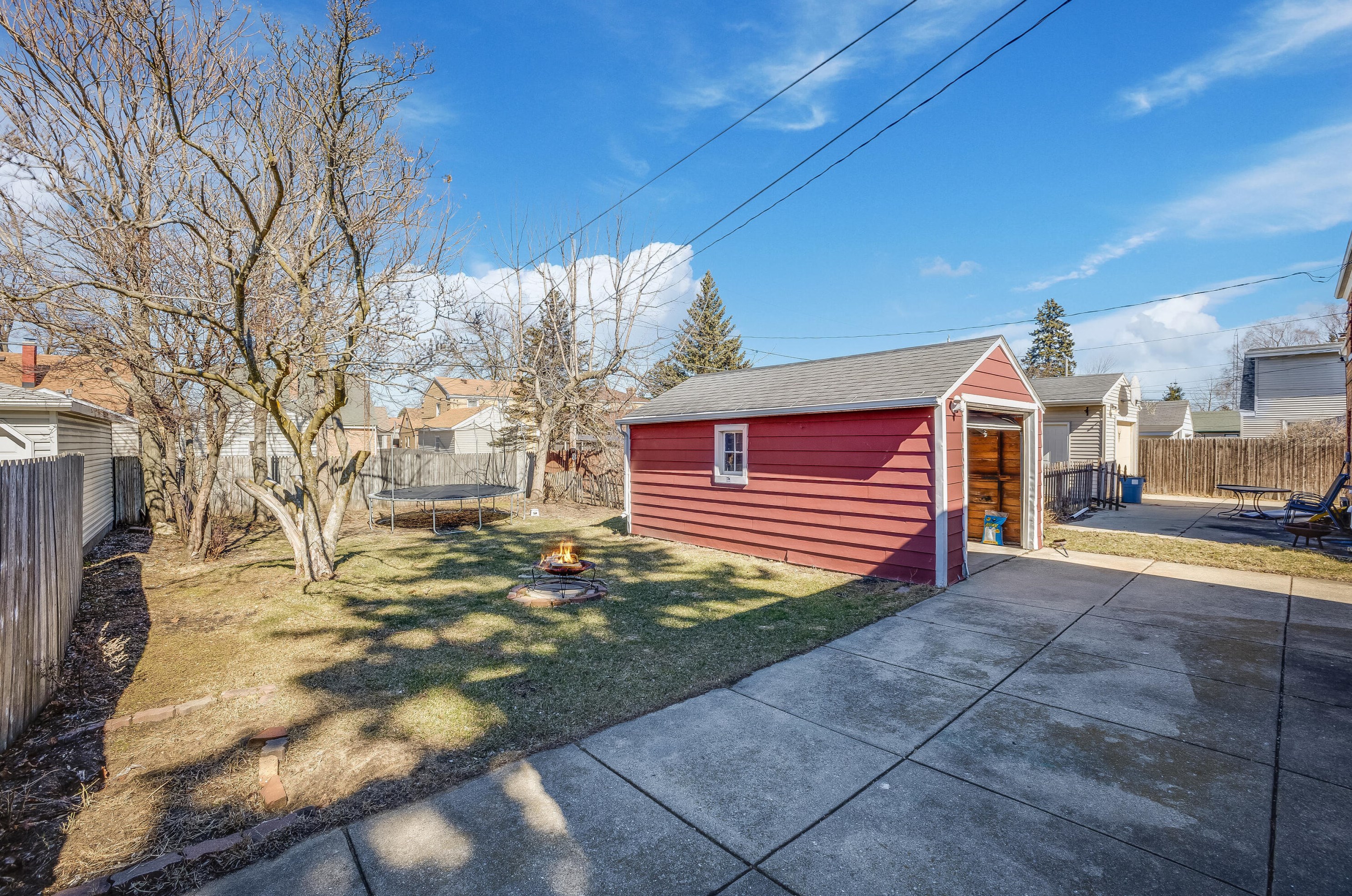 2404 Dwight St, Racine WI  53403-3051 exterior