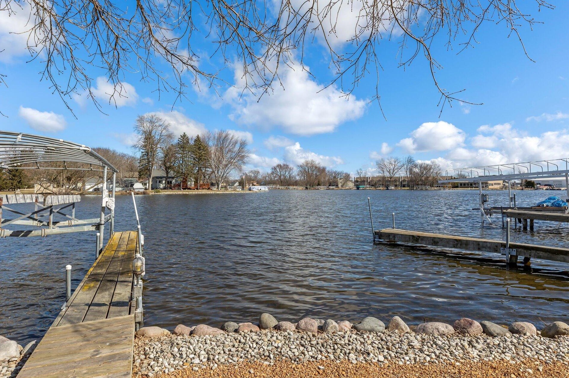 300 Foxwood Dr #145, Waterford, WI 53185