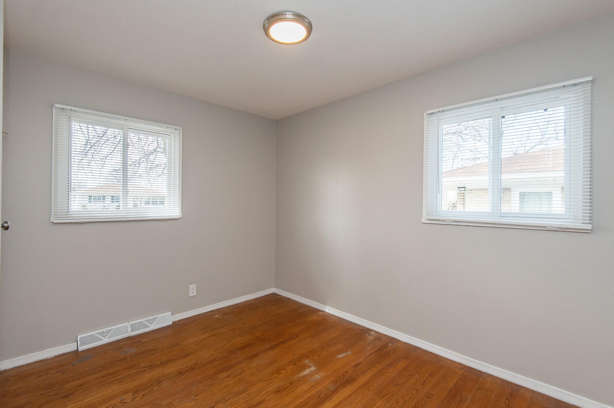 1917 Mount Pleasant St, Racine WI  53404-2236 exterior