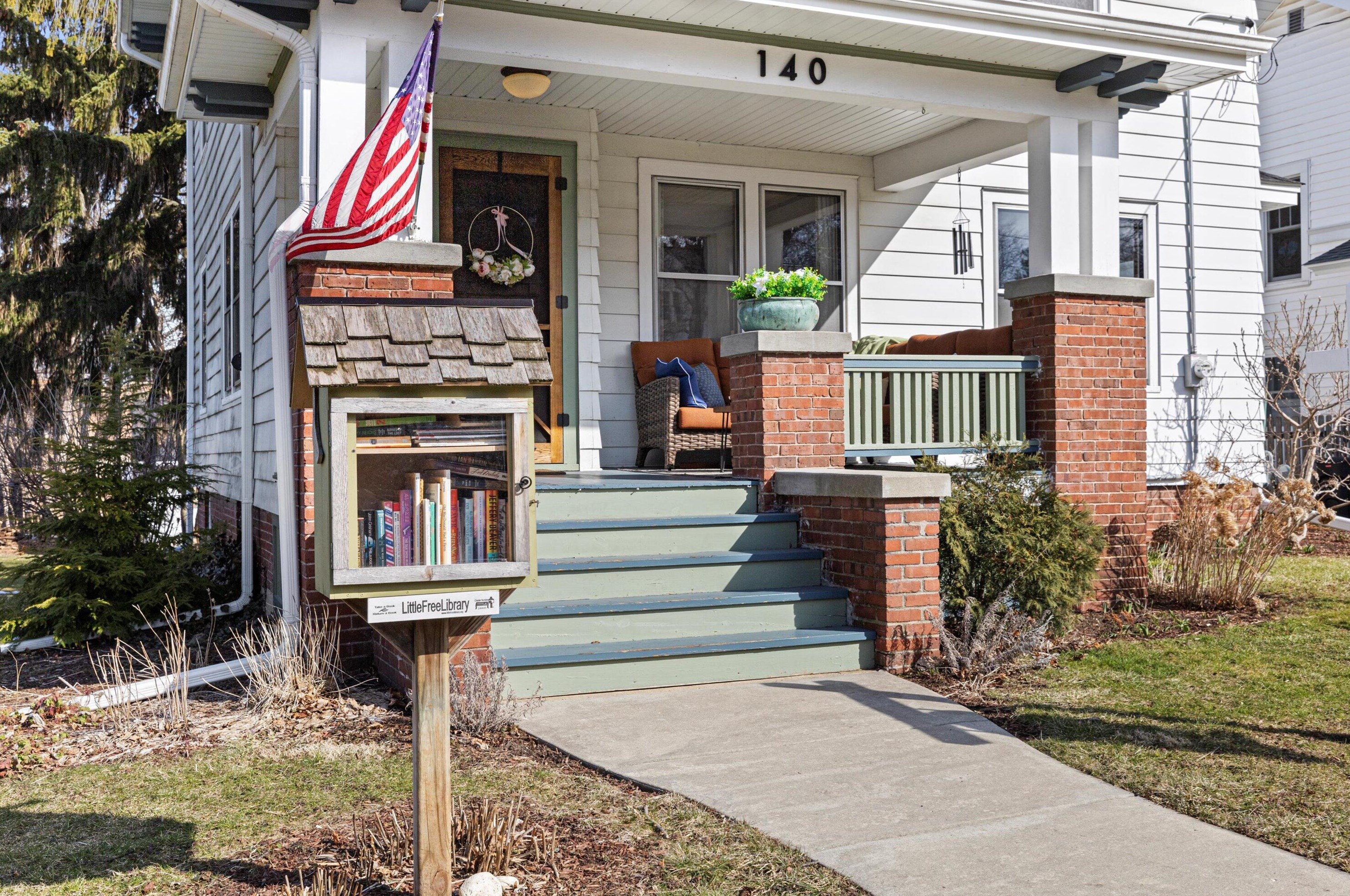 140 Kane St, Lyons, WI 53105-1842