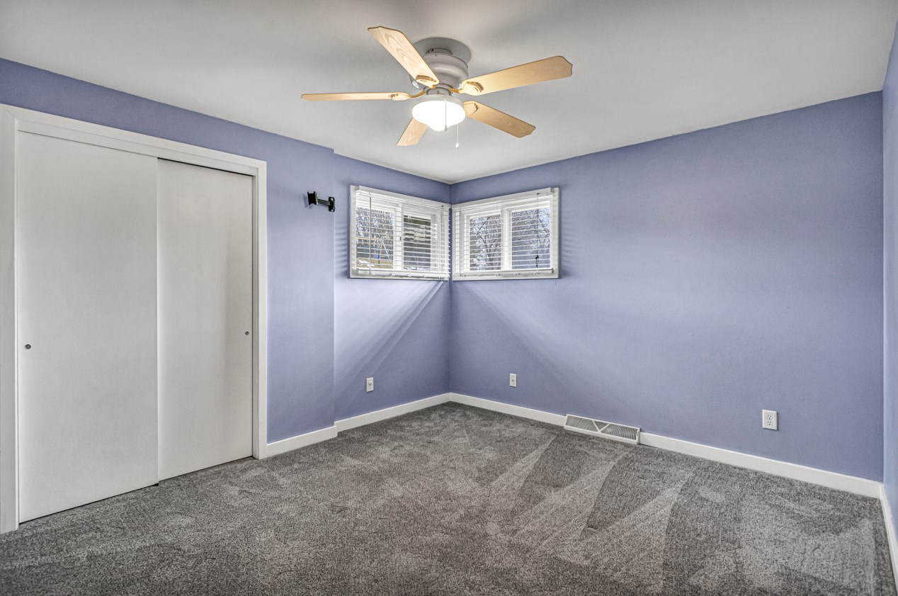 3949 17th Pl, Sheboygan WI  53081-7561 exterior