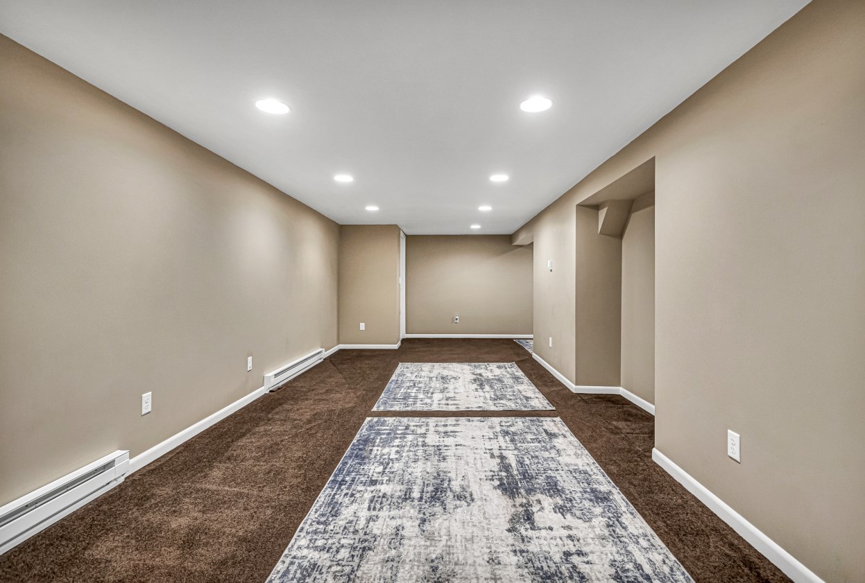 3949 17th Pl, Sheboygan WI  53081-7561 exterior