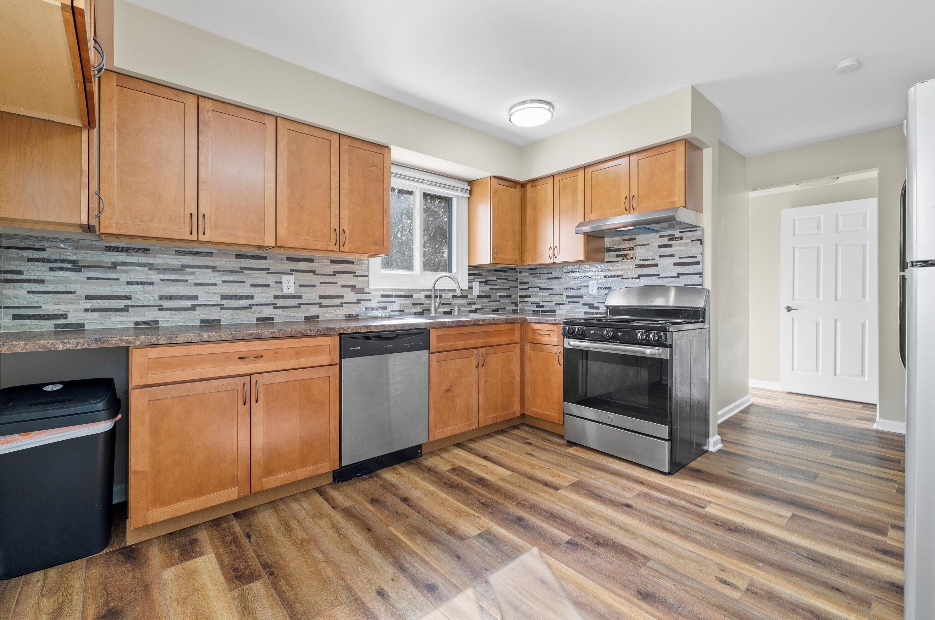 11447 W Rawson Ave, Hales Corners, WI 53132