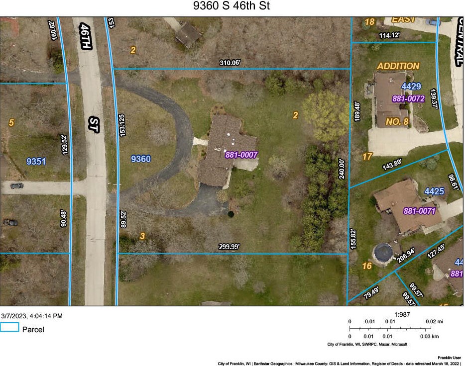 9360 46th St, Hales Corners, WI 53132-9273