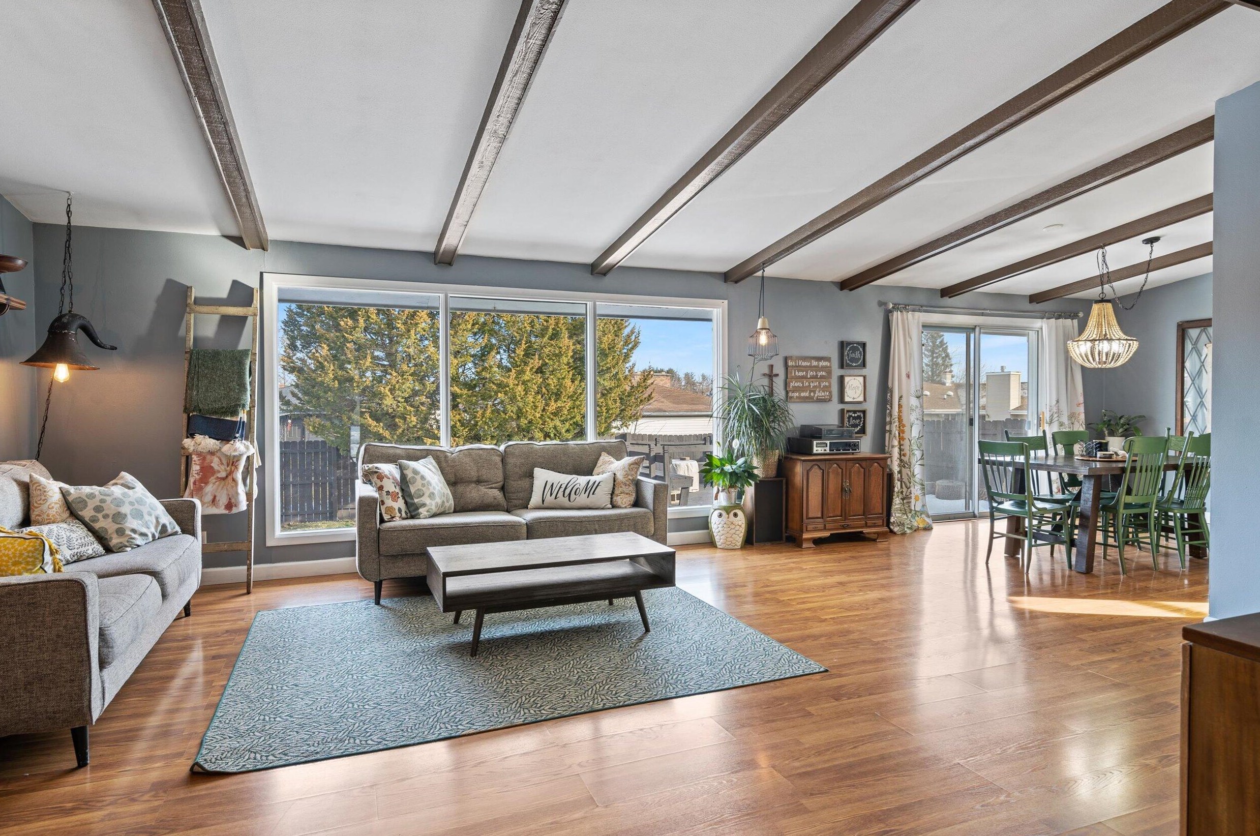 2424 Silver Leaf Ln, Sheboygan, WI 53083-2737