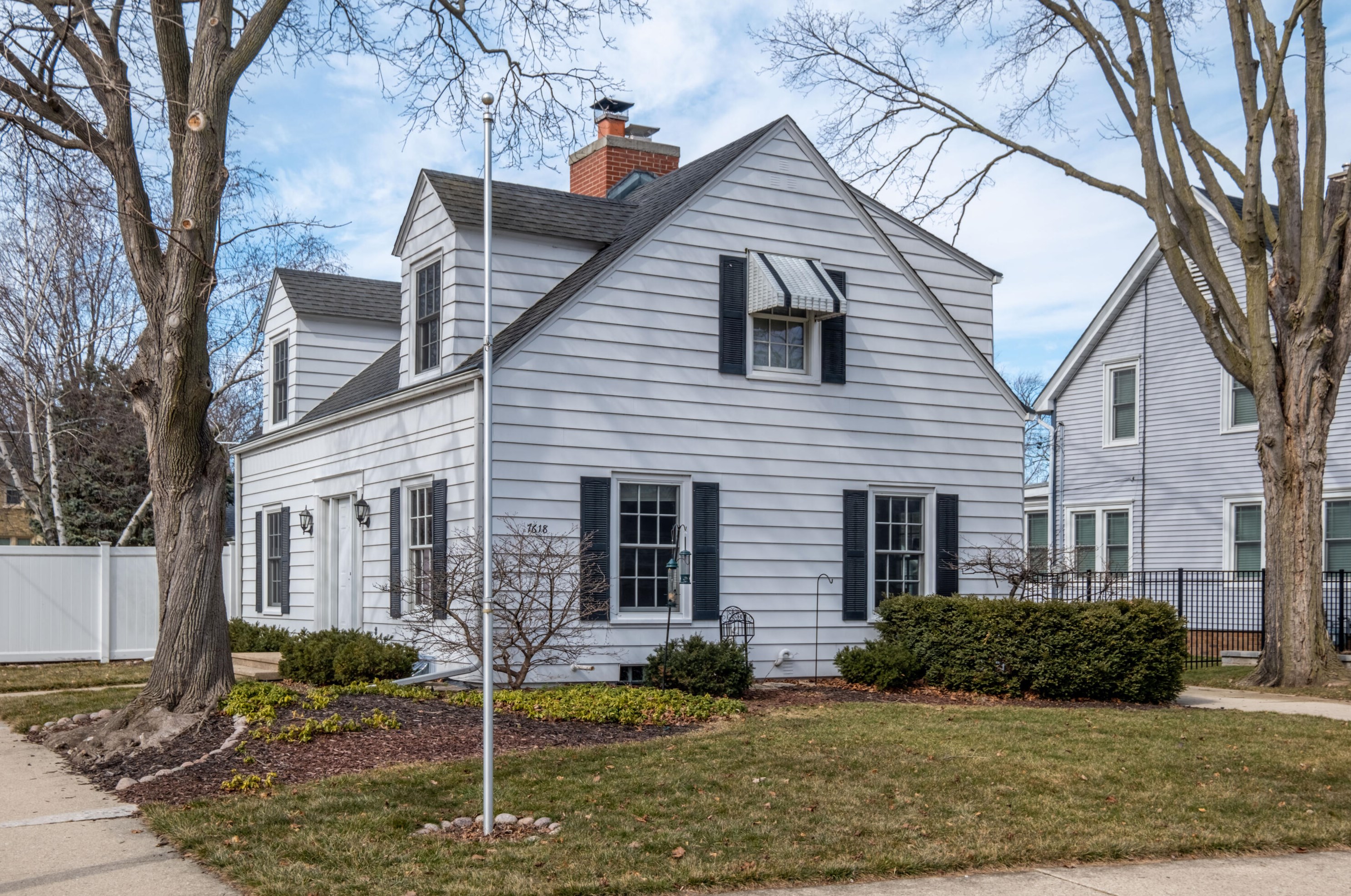7618 5th Ave, Kenosha, WI 53143