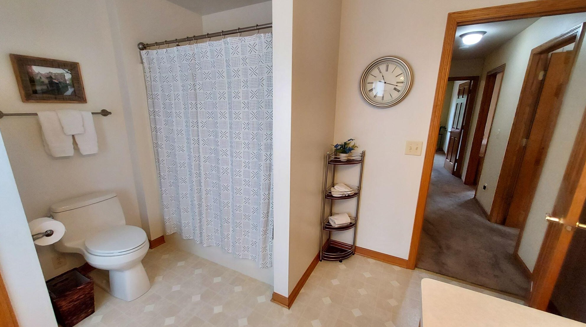 8157 Woodfield Dr, Hales Corners WI  53132-8386 exterior