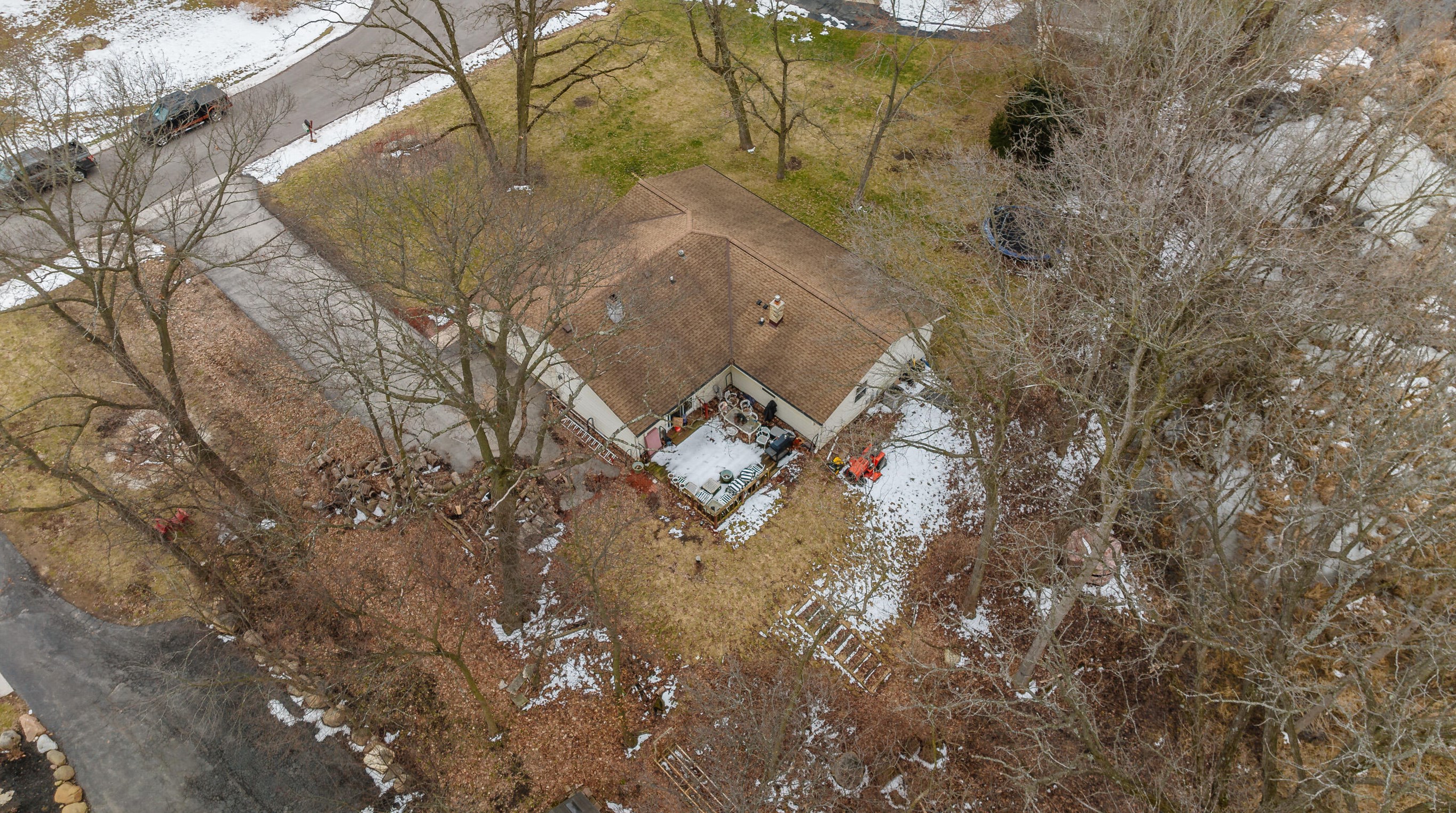 14360 Forest View Ln, Brookfield, WI 53005-3748