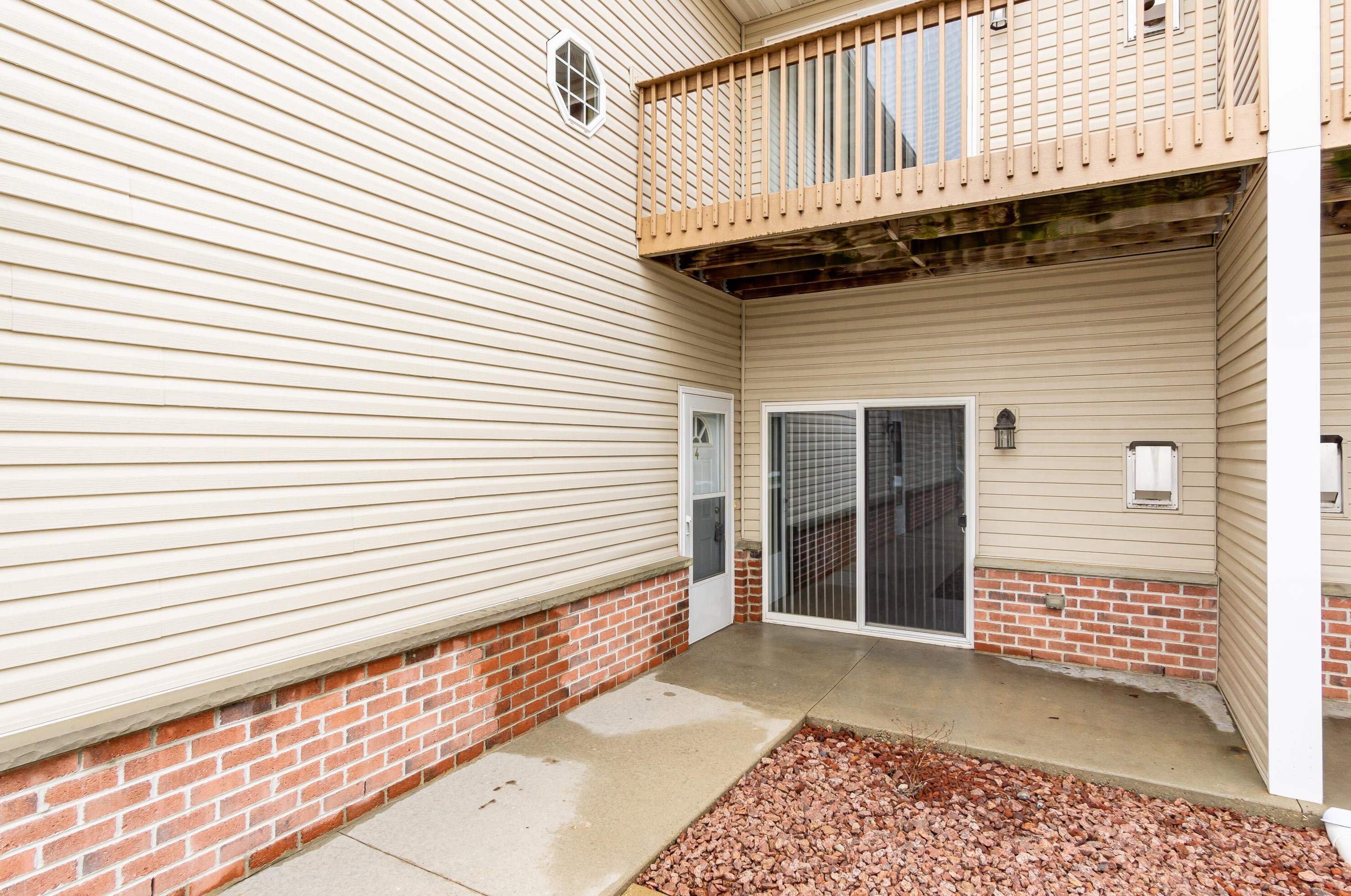 318 Brookside Dr #4, Mayville, WI 53050