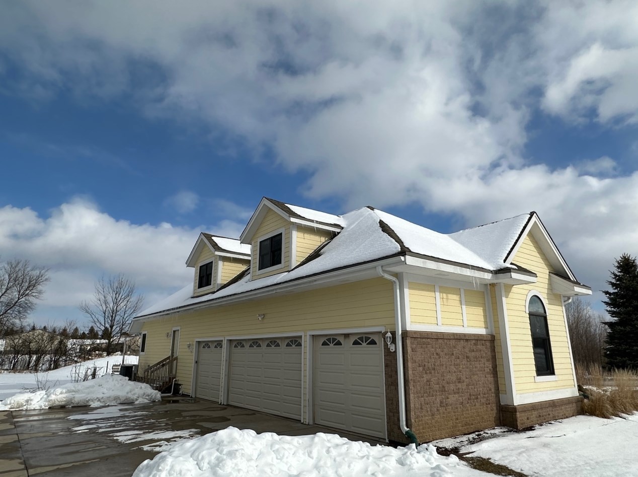 3414 Mayfield Ct, Richfield, WI 53076-9100