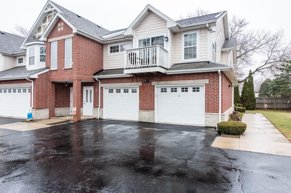 8858 Sheridan Rd #5, Kenosha, WI 53143