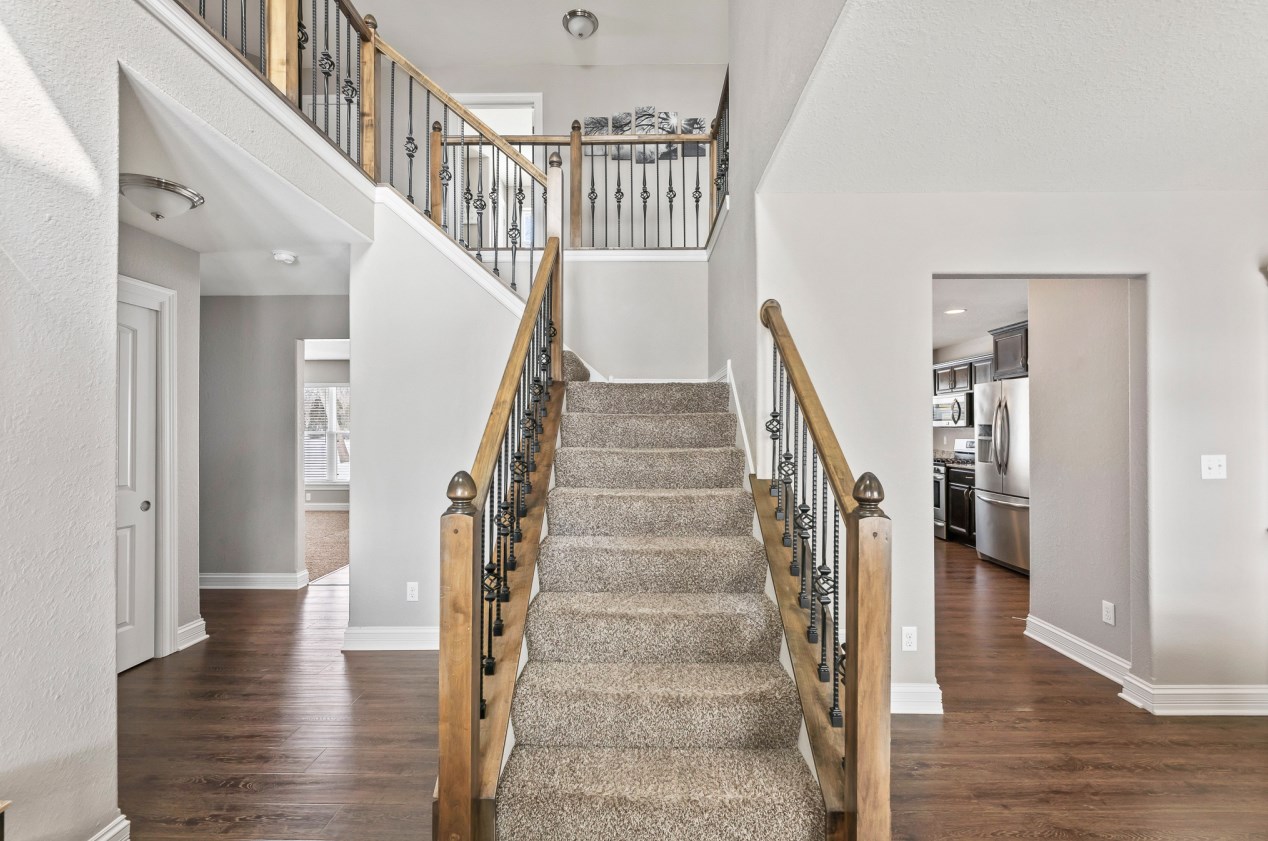 2321 Rustic Woods Ct, Waukesha, WI 53188
