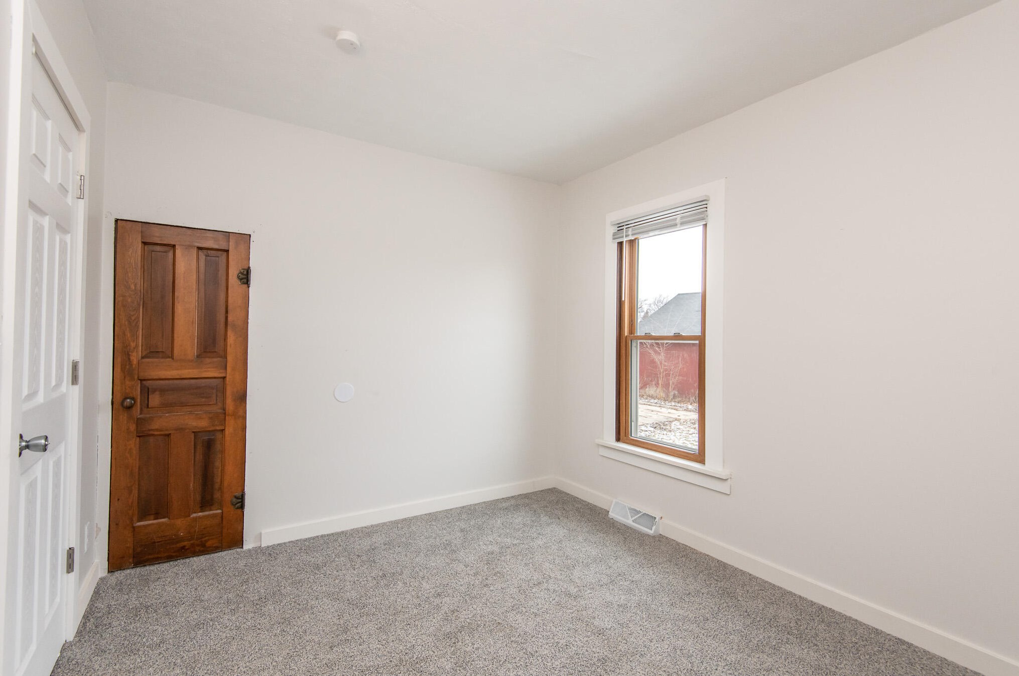 1416 New St, Union Grove WI  53182-1441 exterior