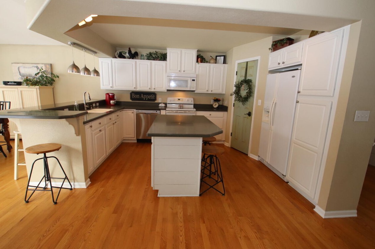 375 Clay St, Kiel, WI 53042-1693