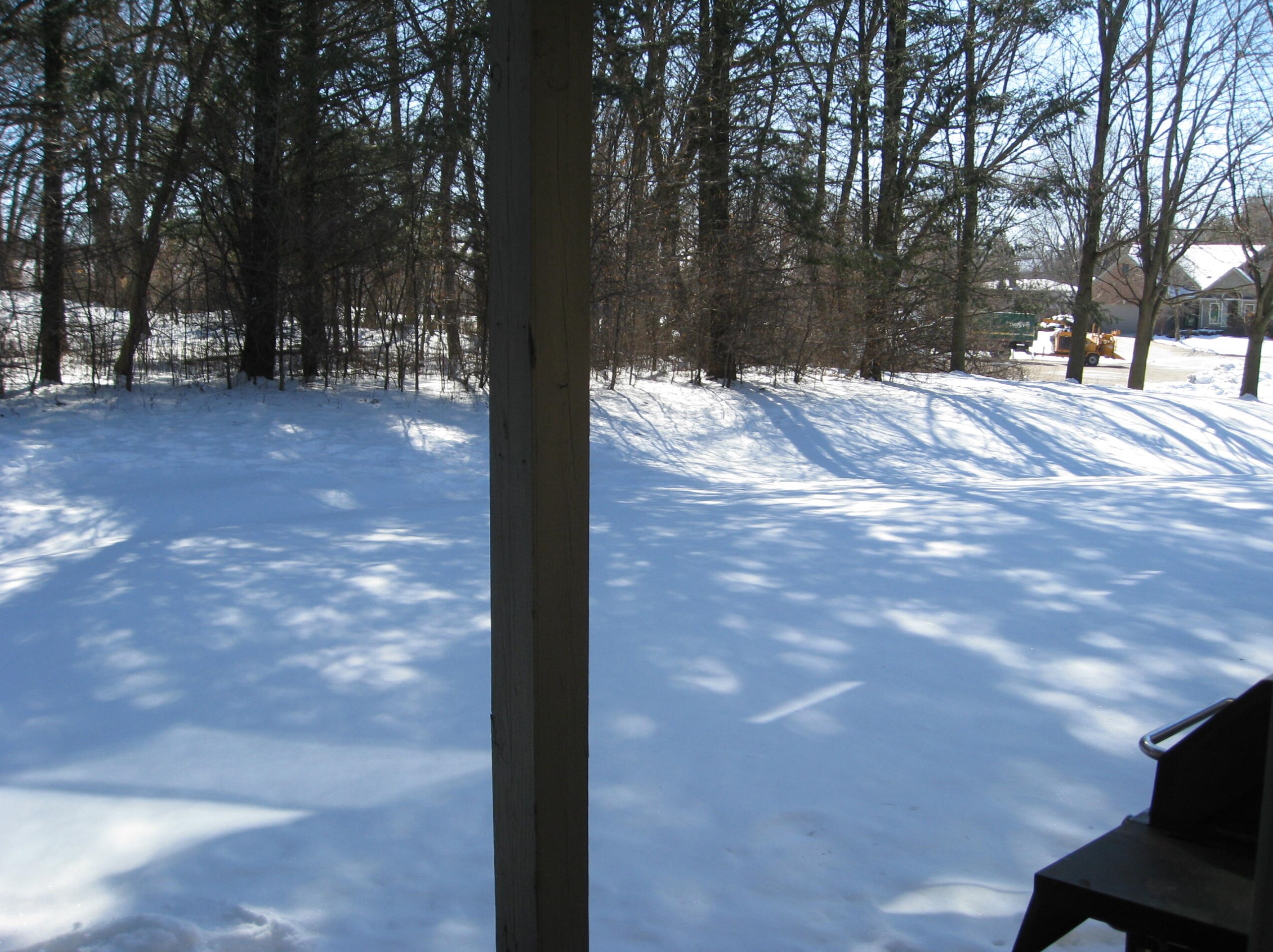 18575 Brookfield Lake Dr, Brookfield WI  53045-6175 exterior