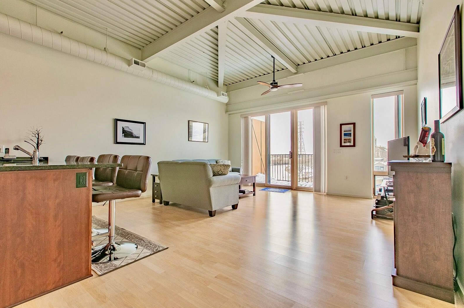 780 S Pier Dr #306, Sheboygan, WI 53081