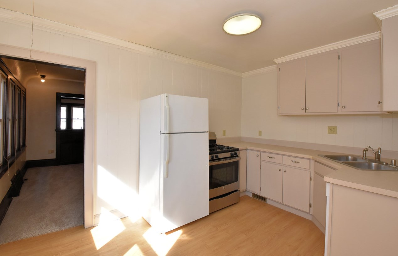 1734 65, Milwaukee WI 53213-4021 exterior