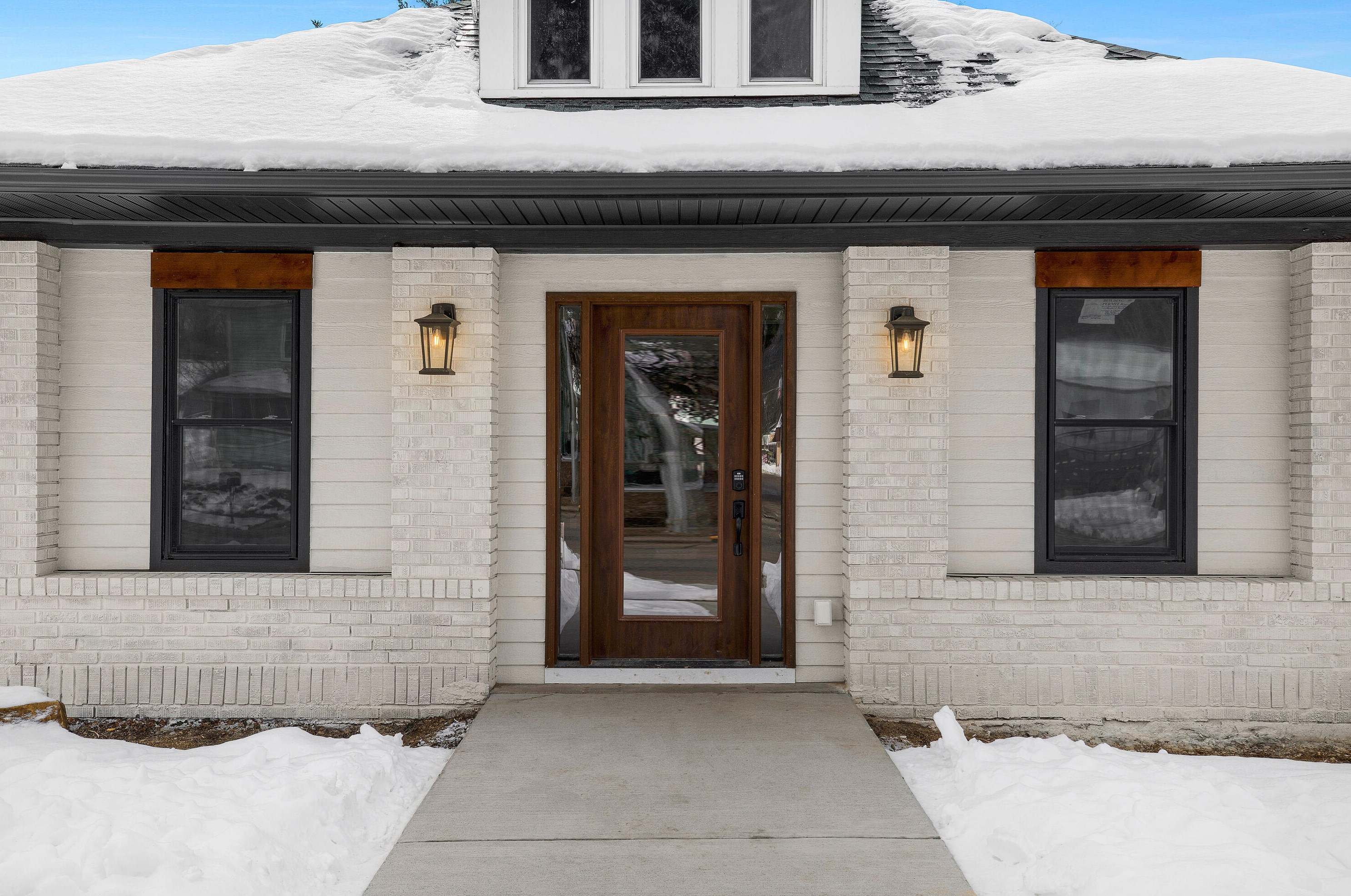 102 Central Ave, Coon Valley, WI 54623