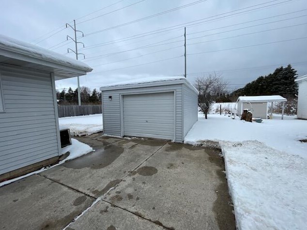 1708 Greenfield Ave, Sheboygan, WI 53081-7149