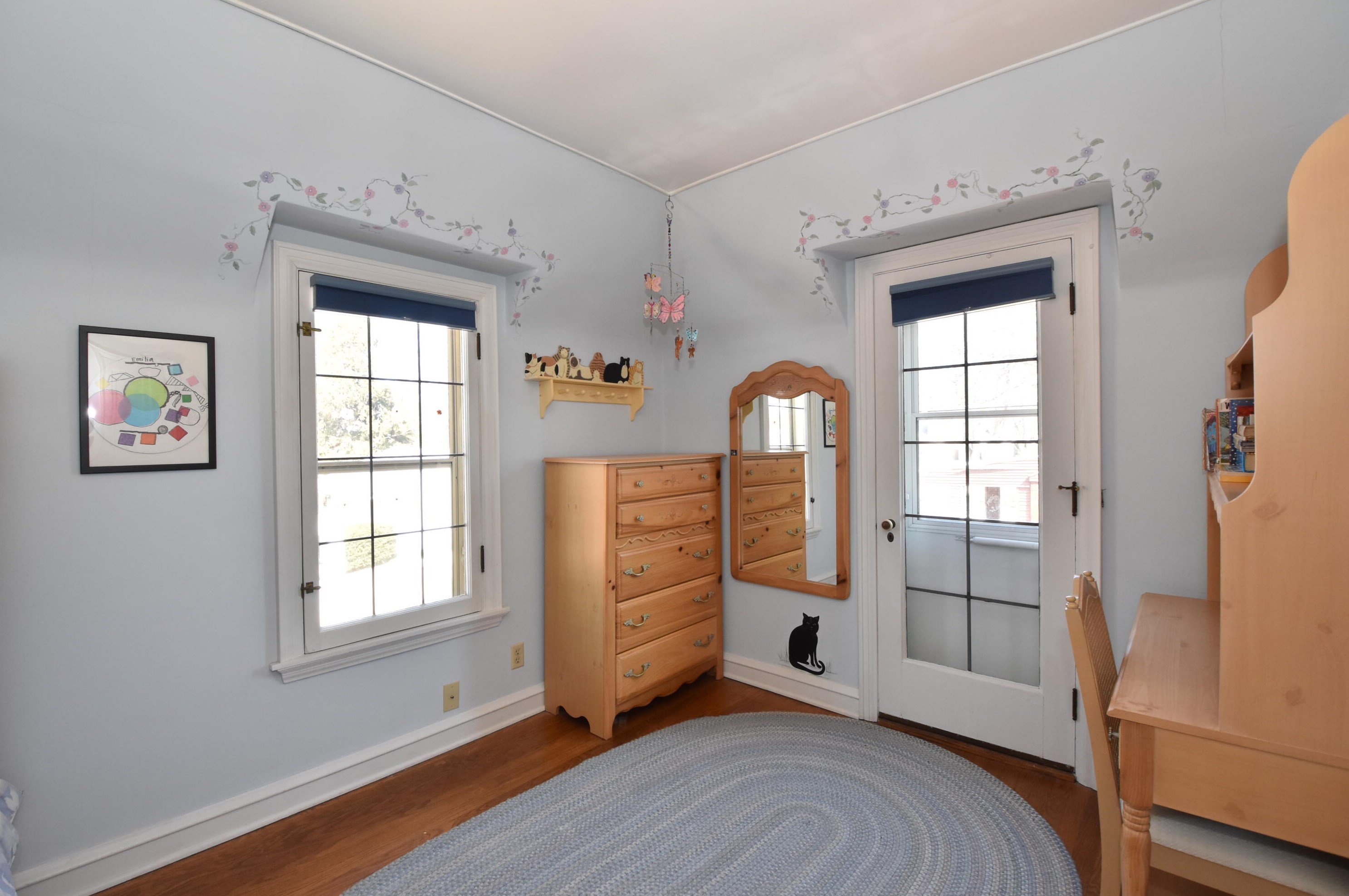 646 77 St, Milwaukee WI 53213-3511 exterior