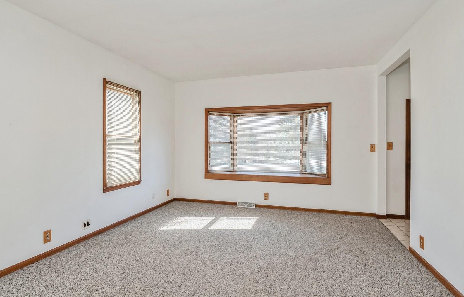 4801 40th Ave, Kenosha, WI 53144