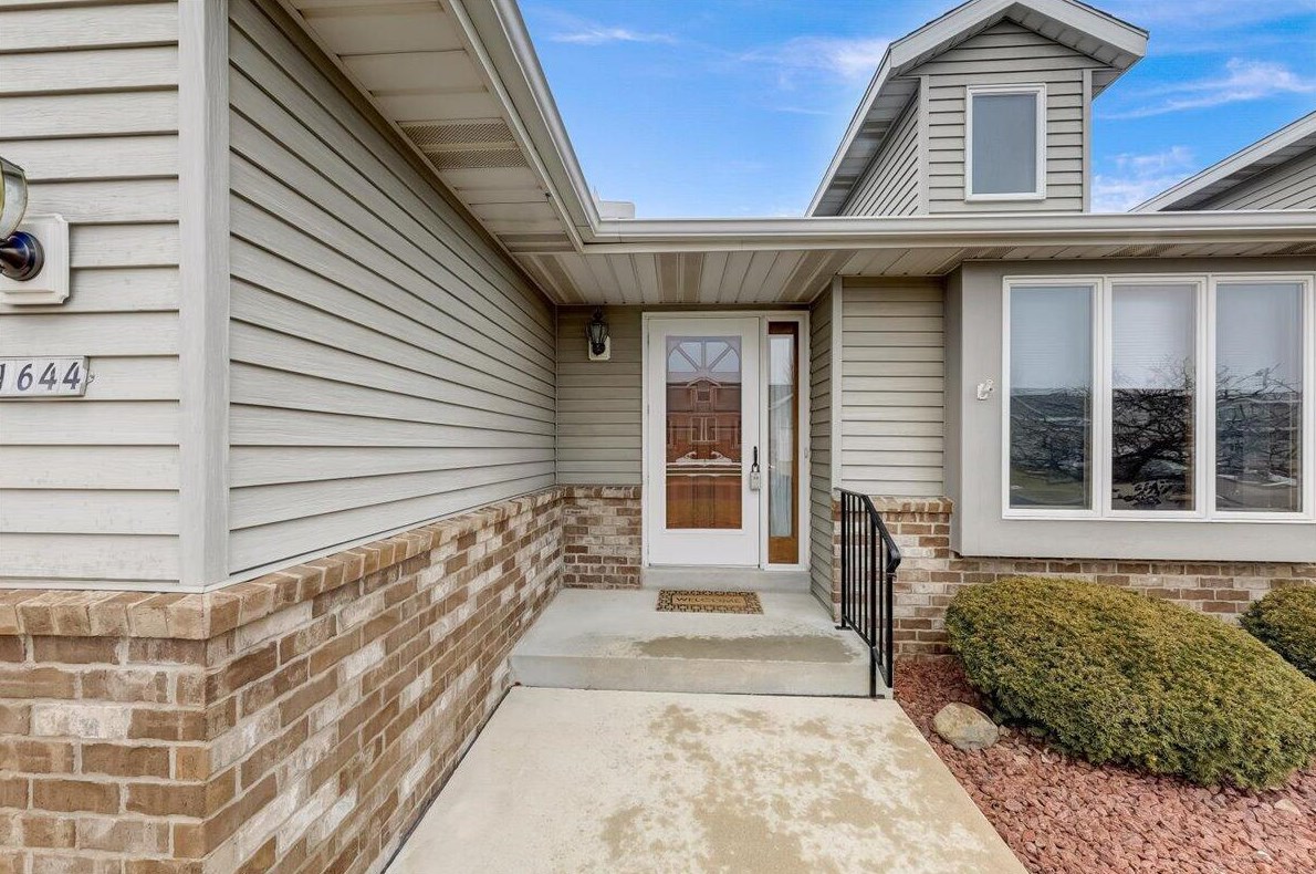 1644 Whitetail Run, Hartford, WI 53027