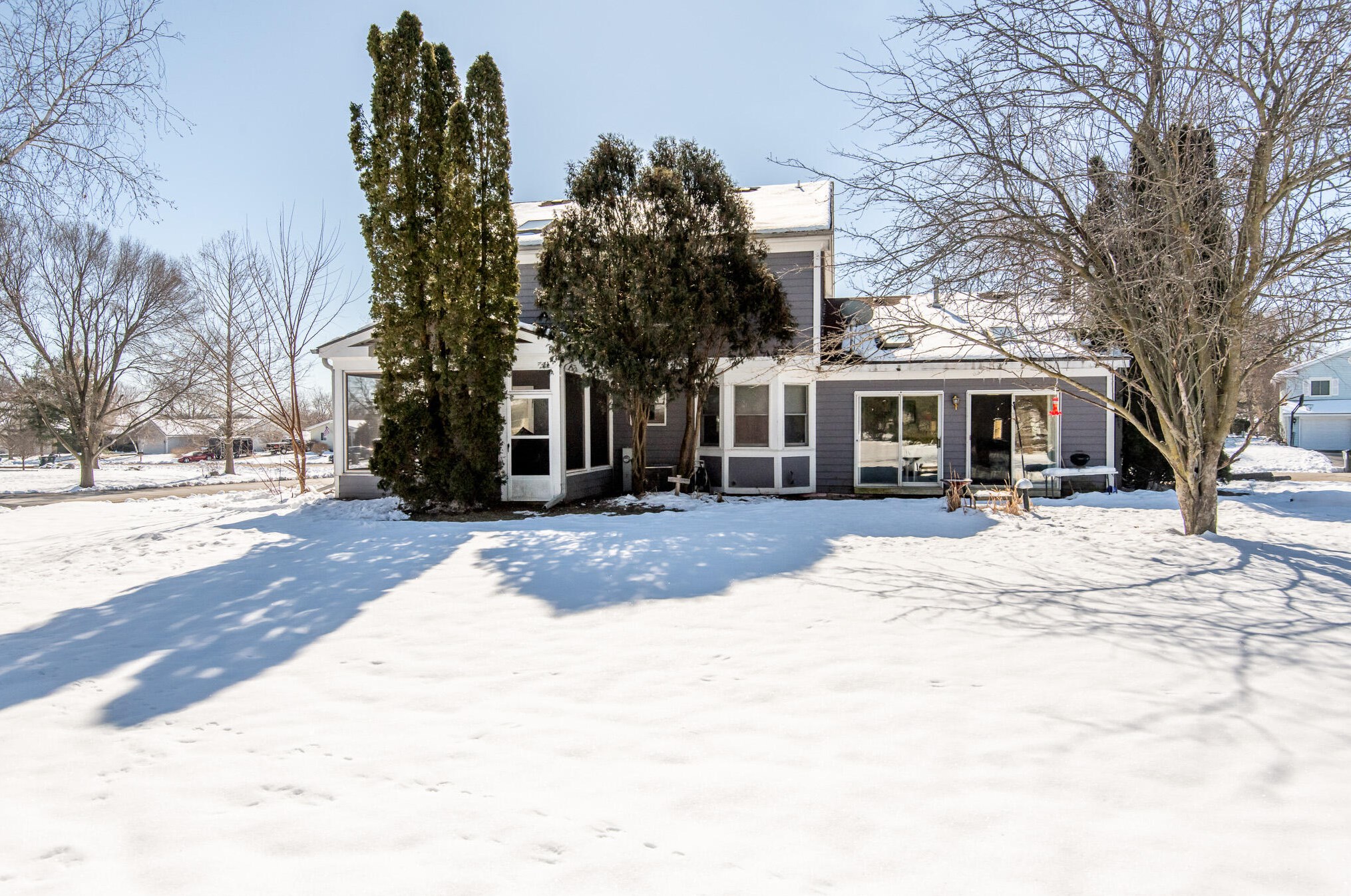 1150 Winged Foot Dr, Twin Lakes, WI 53181