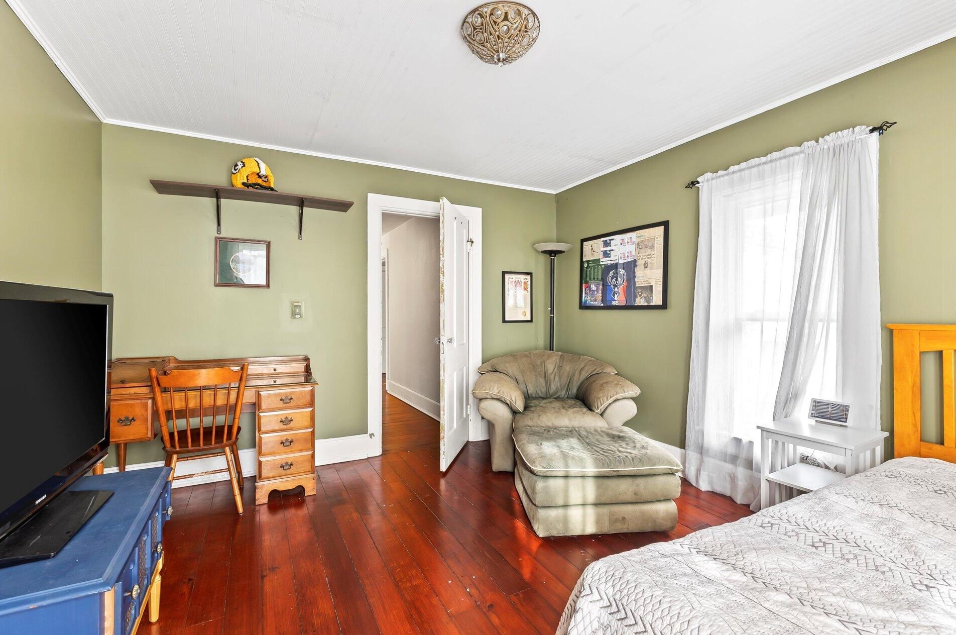 301 Edward St, Lyons WI  53105-2219 exterior