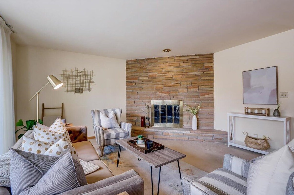 3255 San Marcos Dr, Brookfield, WI 53005-2951