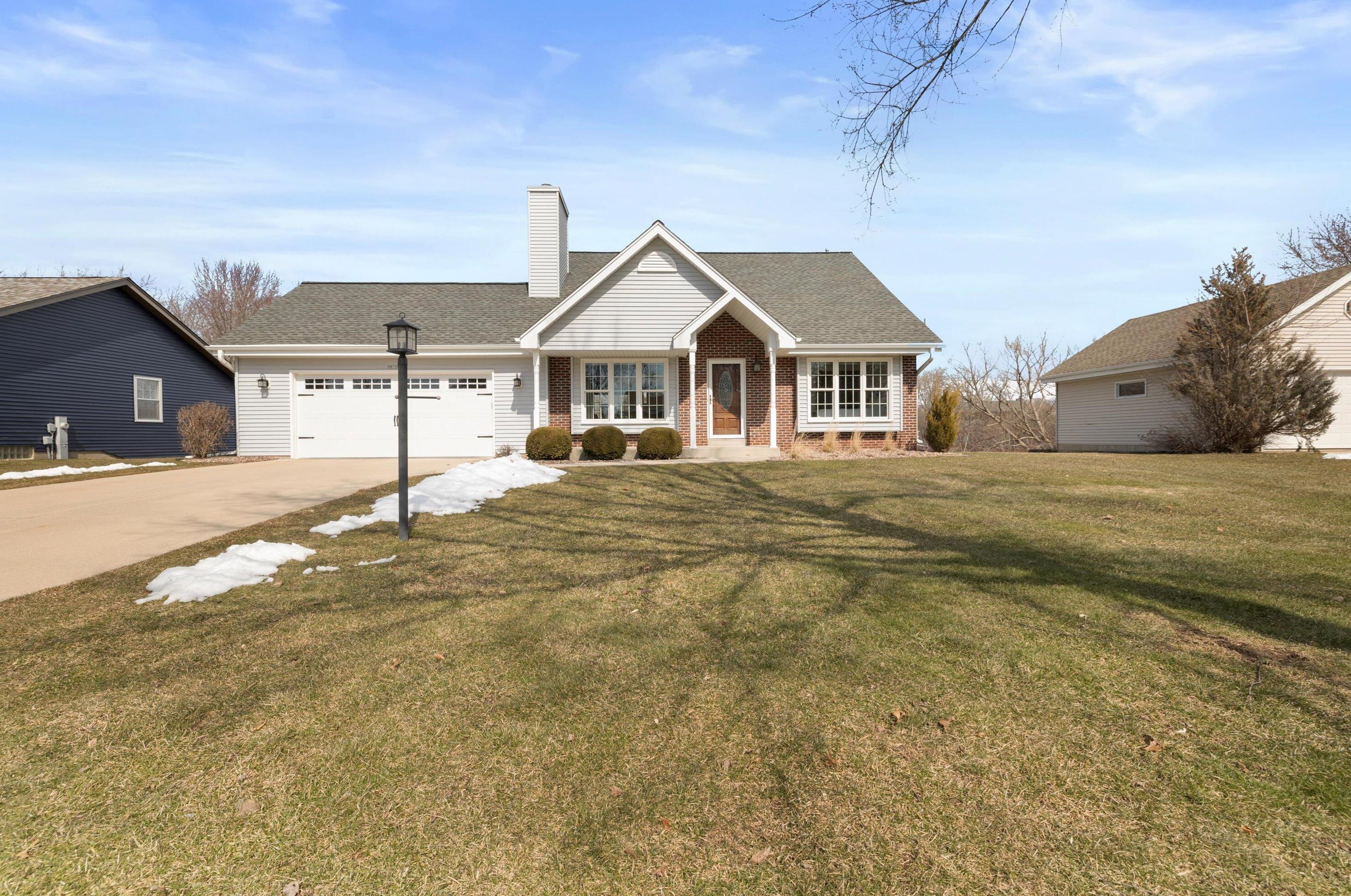 8870 Travis Ln, Hales Corners, WI 53132-8539