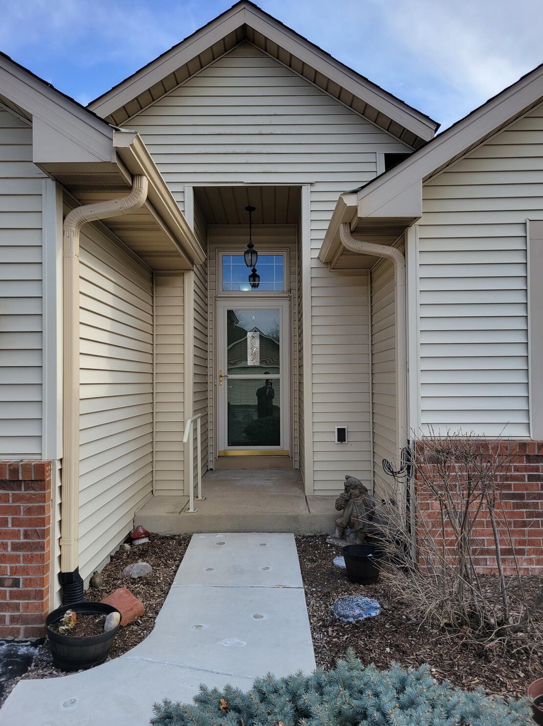 617 Westbury Ln #a, Delavan, WI 53115