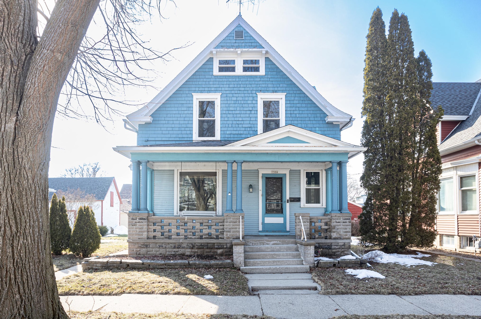 1524 12th St, Sheboygan, WI 53081-5244