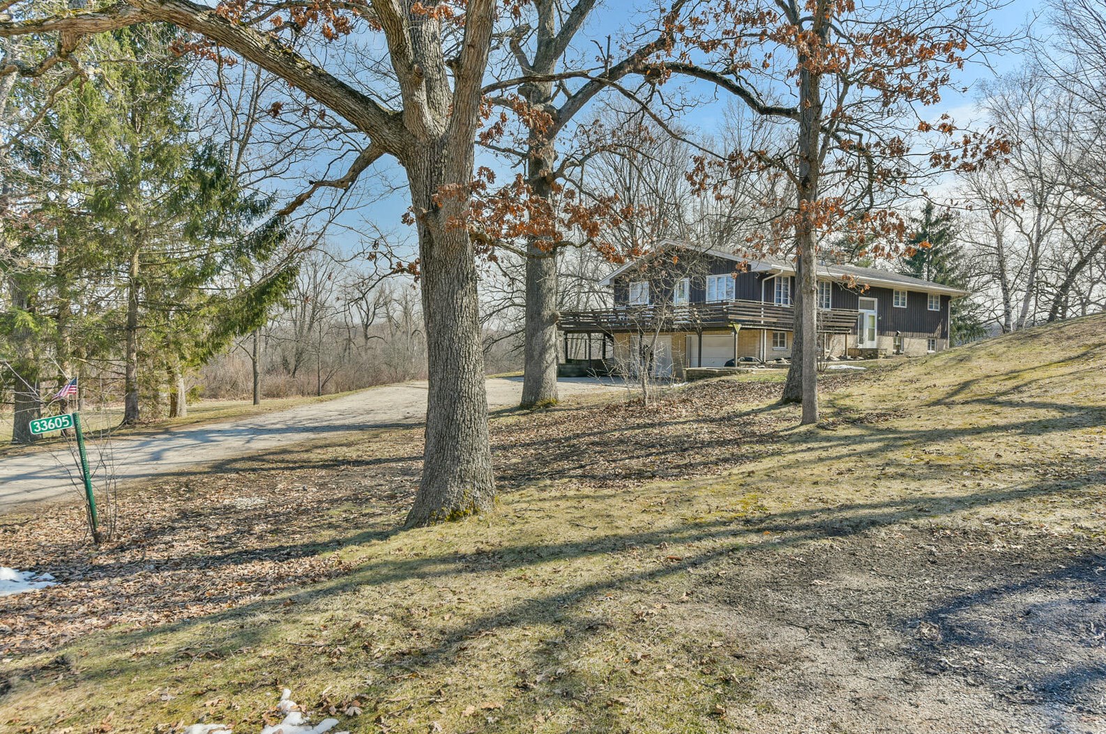 33605 Dream St, Lyons WI  53105-8713 exterior