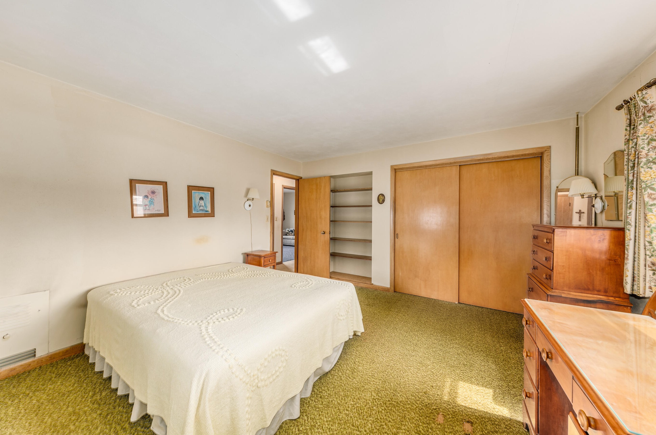 17515 West Ln, Brookfield WI  53045-4312 exterior