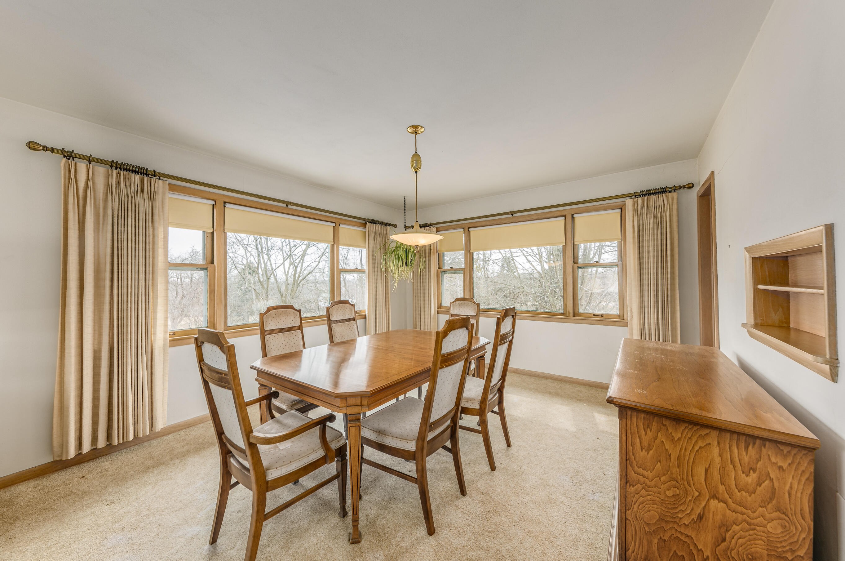 17515 West Ln, Brookfield WI  53045-4312 exterior