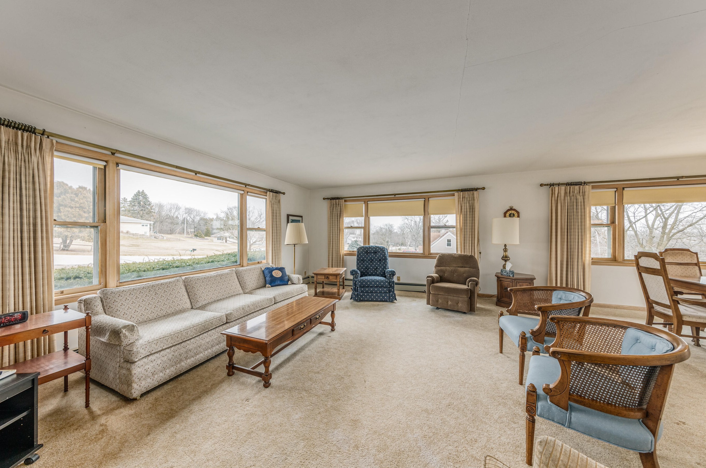 17515 West Ln, Brookfield WI  53045-4312 exterior