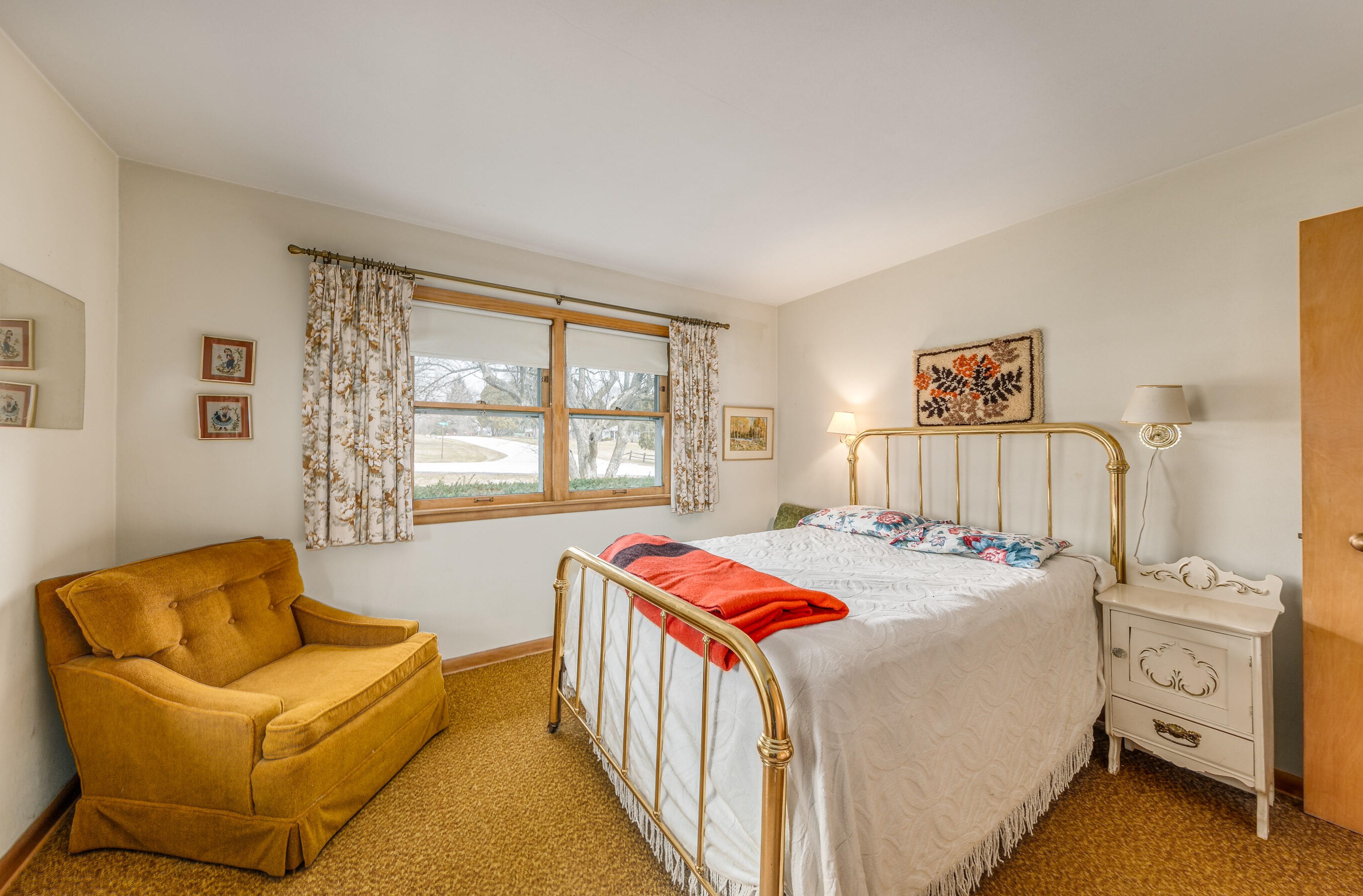 17515 West Ln, Brookfield WI  53045-4312 exterior