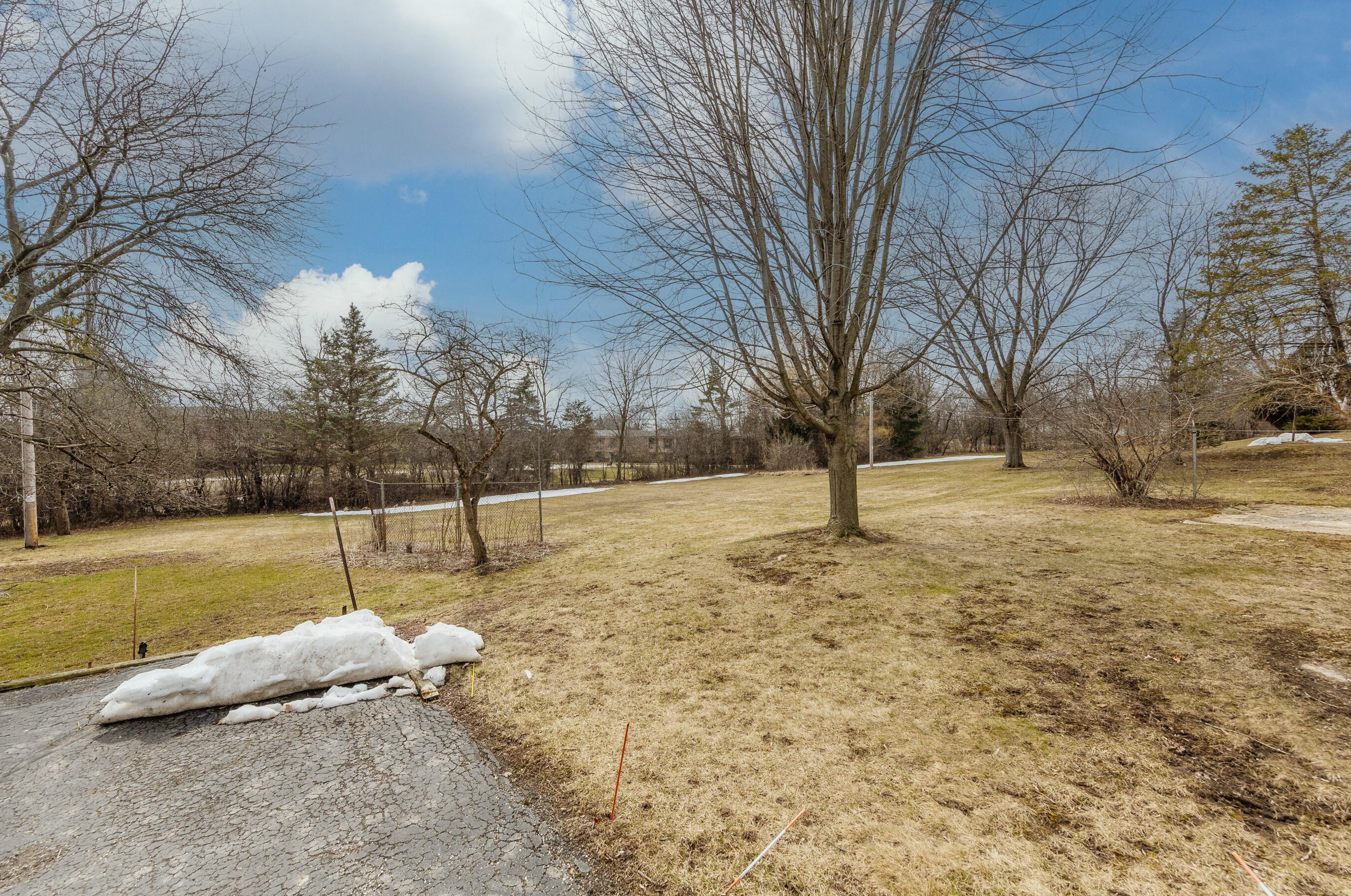 17515 West Ln, Brookfield WI  53045-4312 exterior