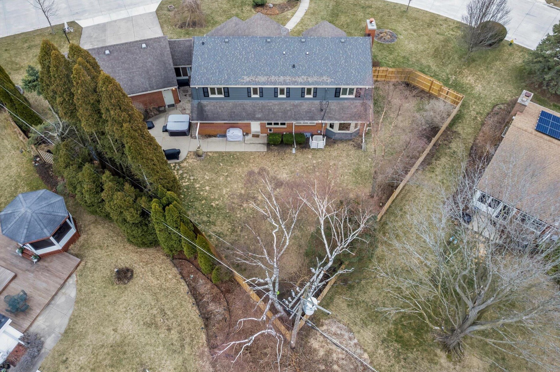 3800 Lighthouse Dr, Racine WI  53402-3618 exterior